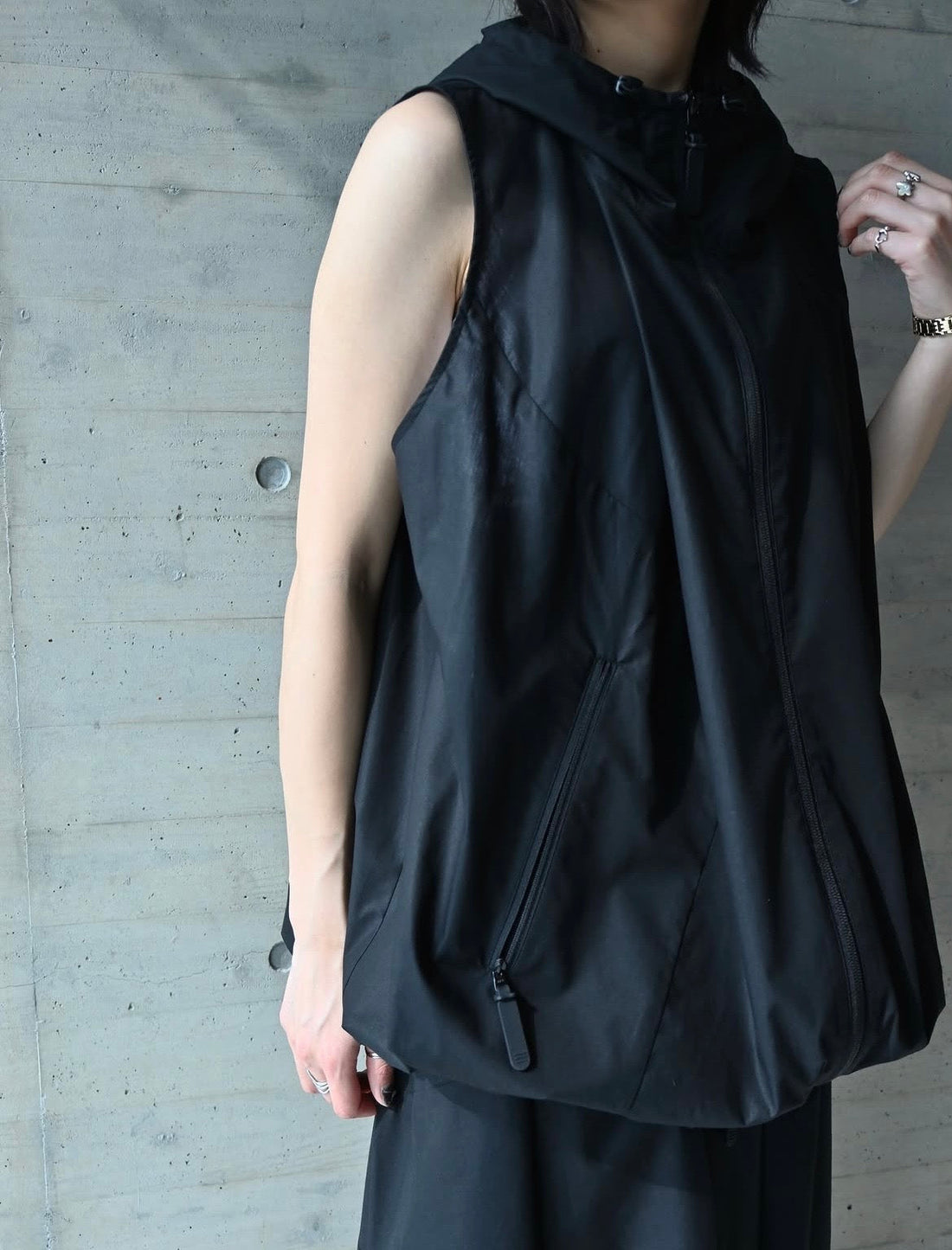 nagonstans 入荷