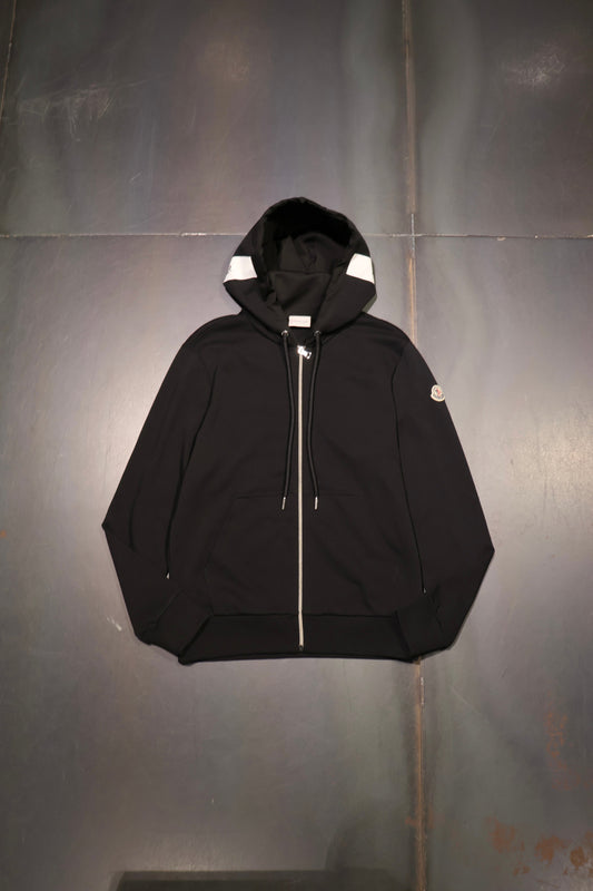 MONCLER 新作入荷