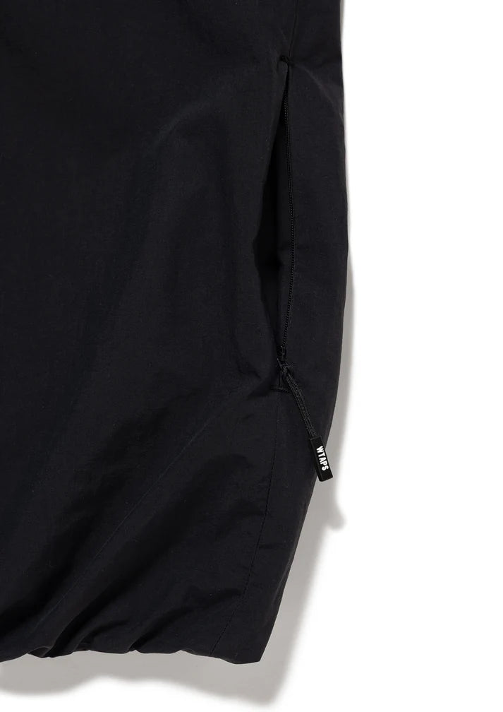 TRACK / JACKET / NYLON. TUSSAH. PERTEX®