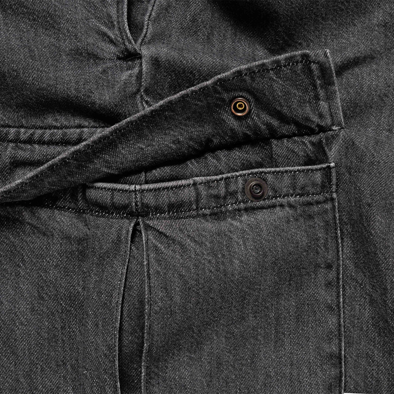 MILS2301 / SHORTS / COTTON. DENIM