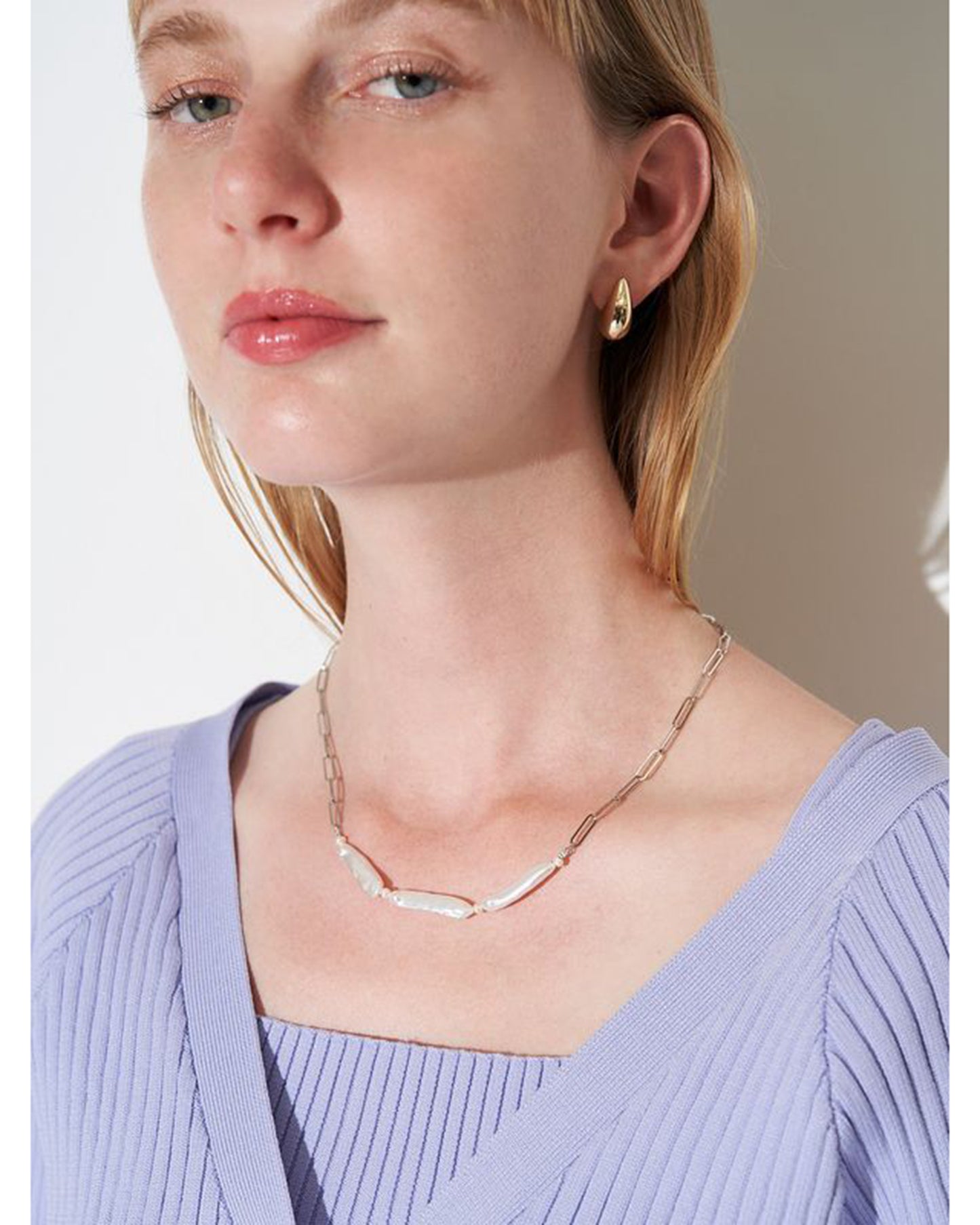 STICK PEARL NECKLACE