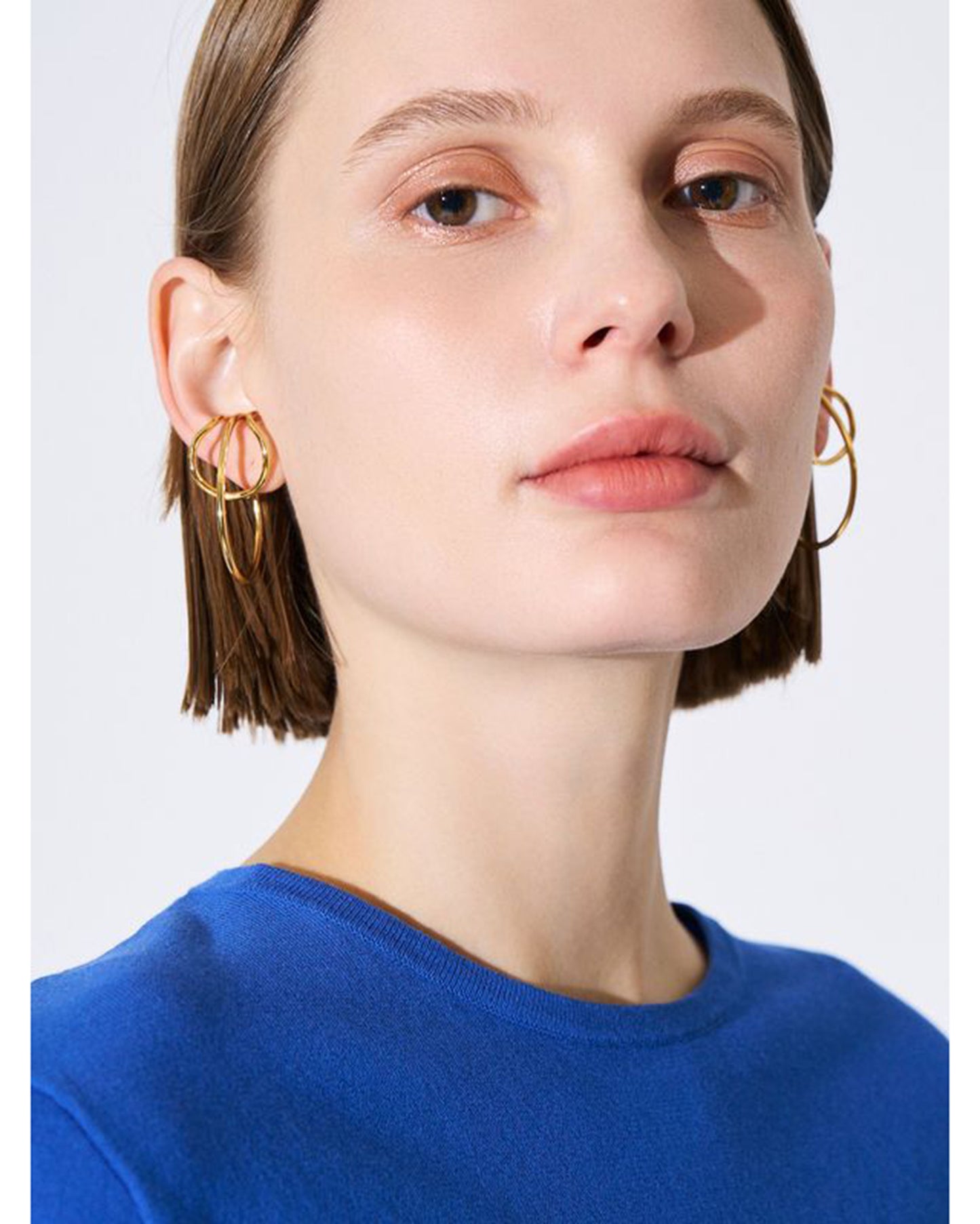 CIRCLE EAR CUFF