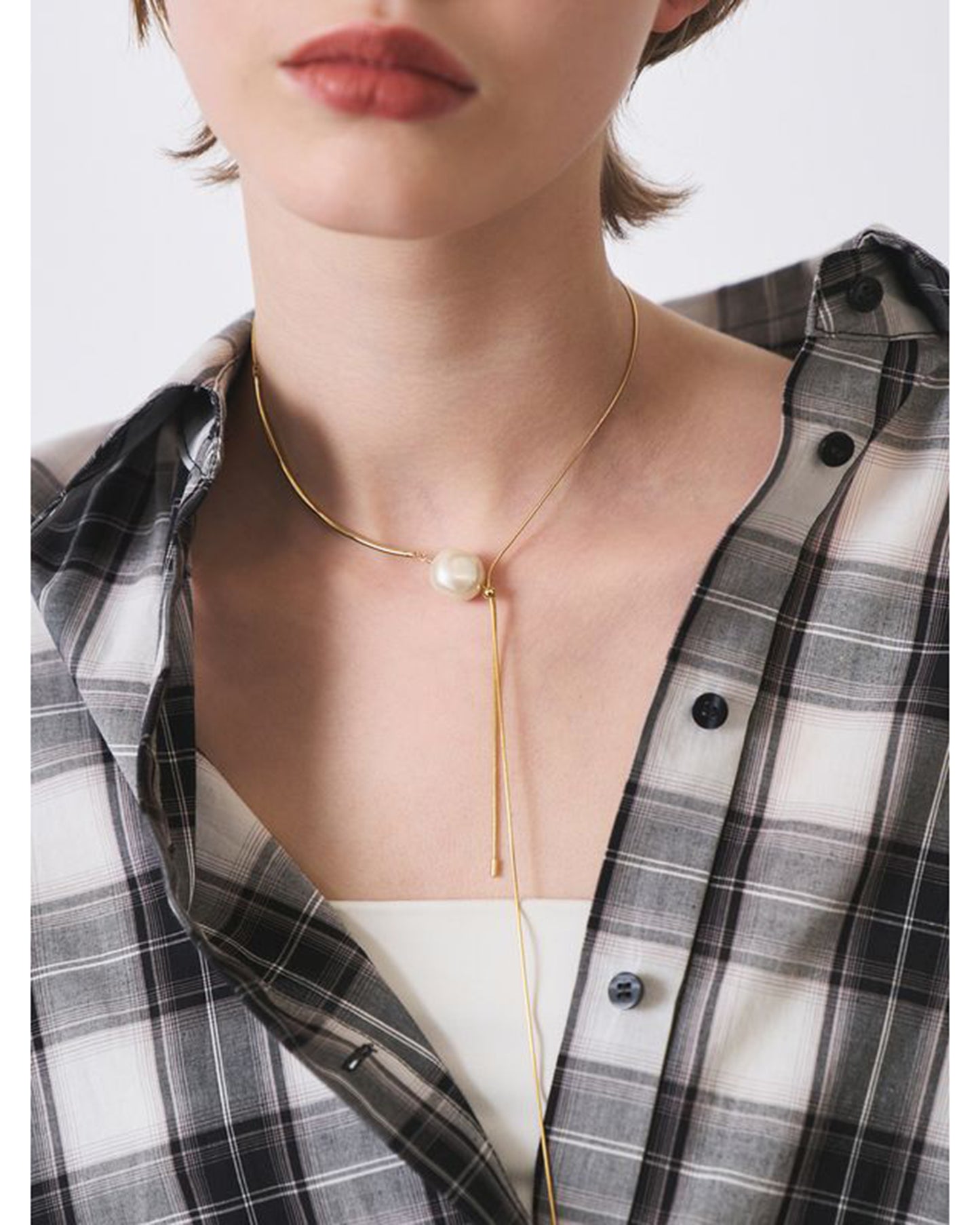 PEARL SLIDER NECKLACE