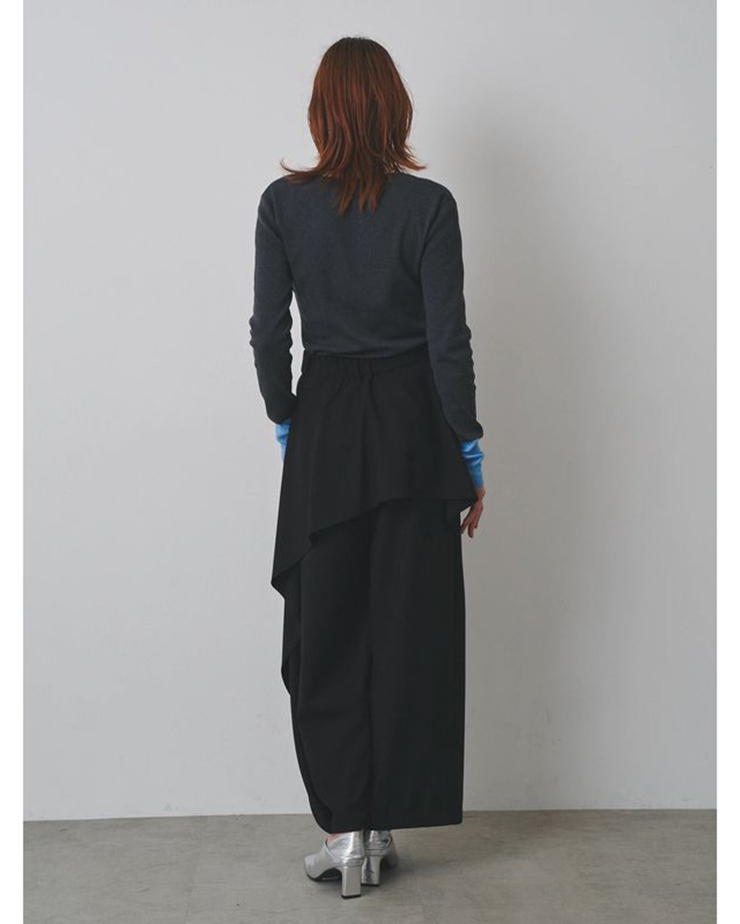 ASYMMETRY NECK KT