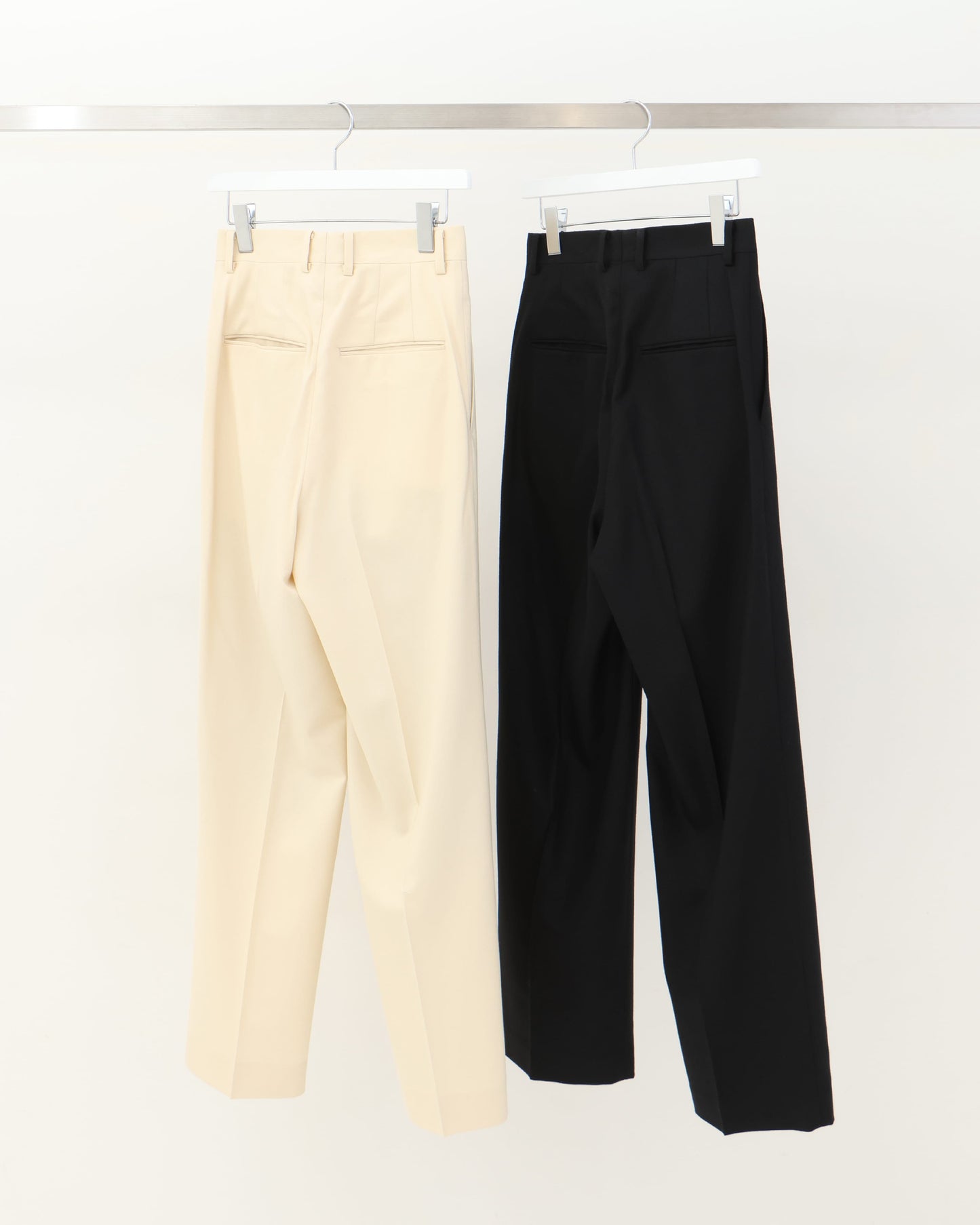 SUPER LIGHT WOOL SLACKS