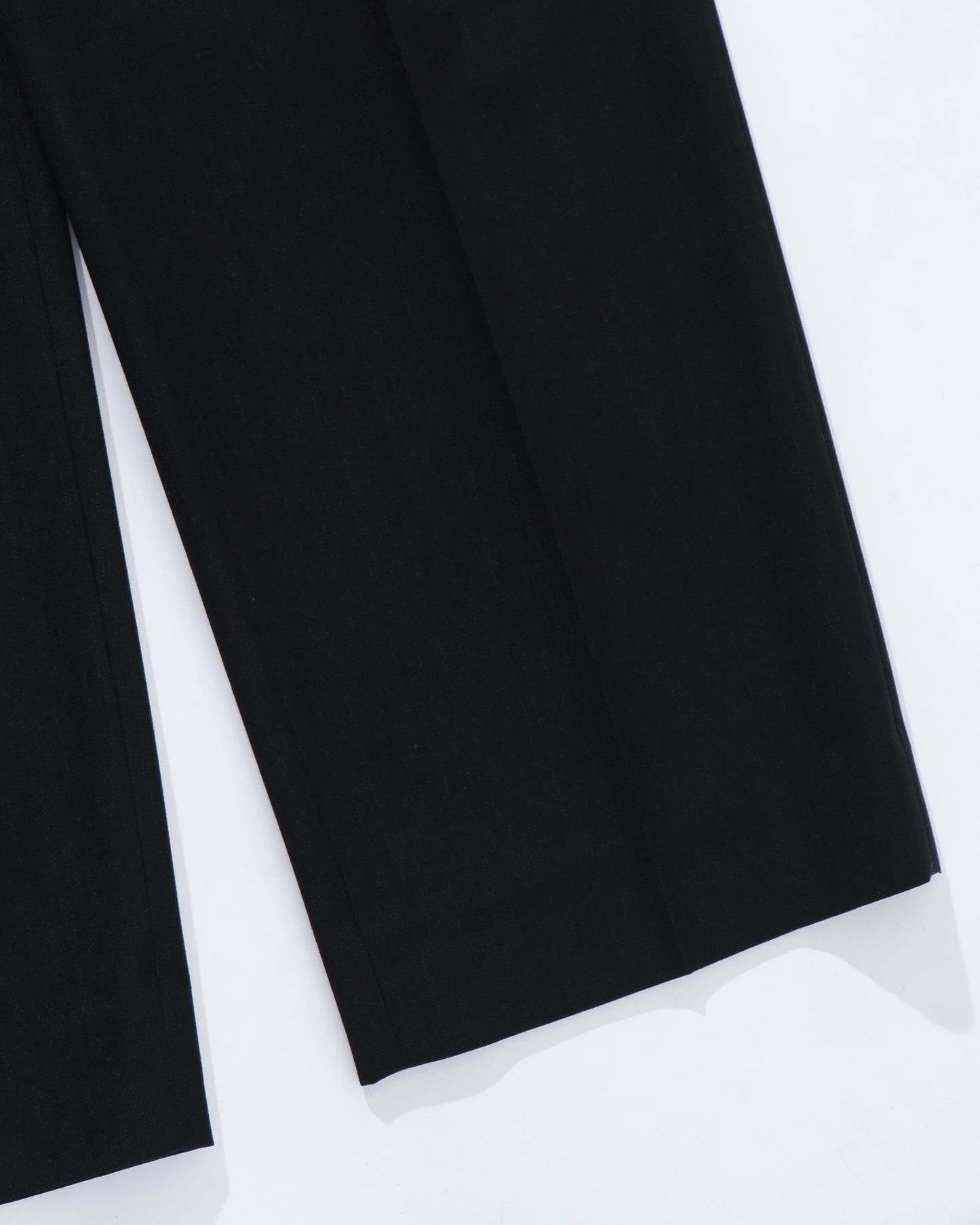 LIGHT WOOL MAX GABARDINE TWO-TUCK SLACKS TOP BLACK