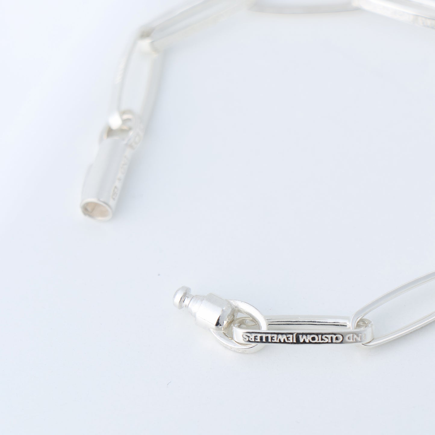 HALF ROUNDED CHAIN BRACELET 19362