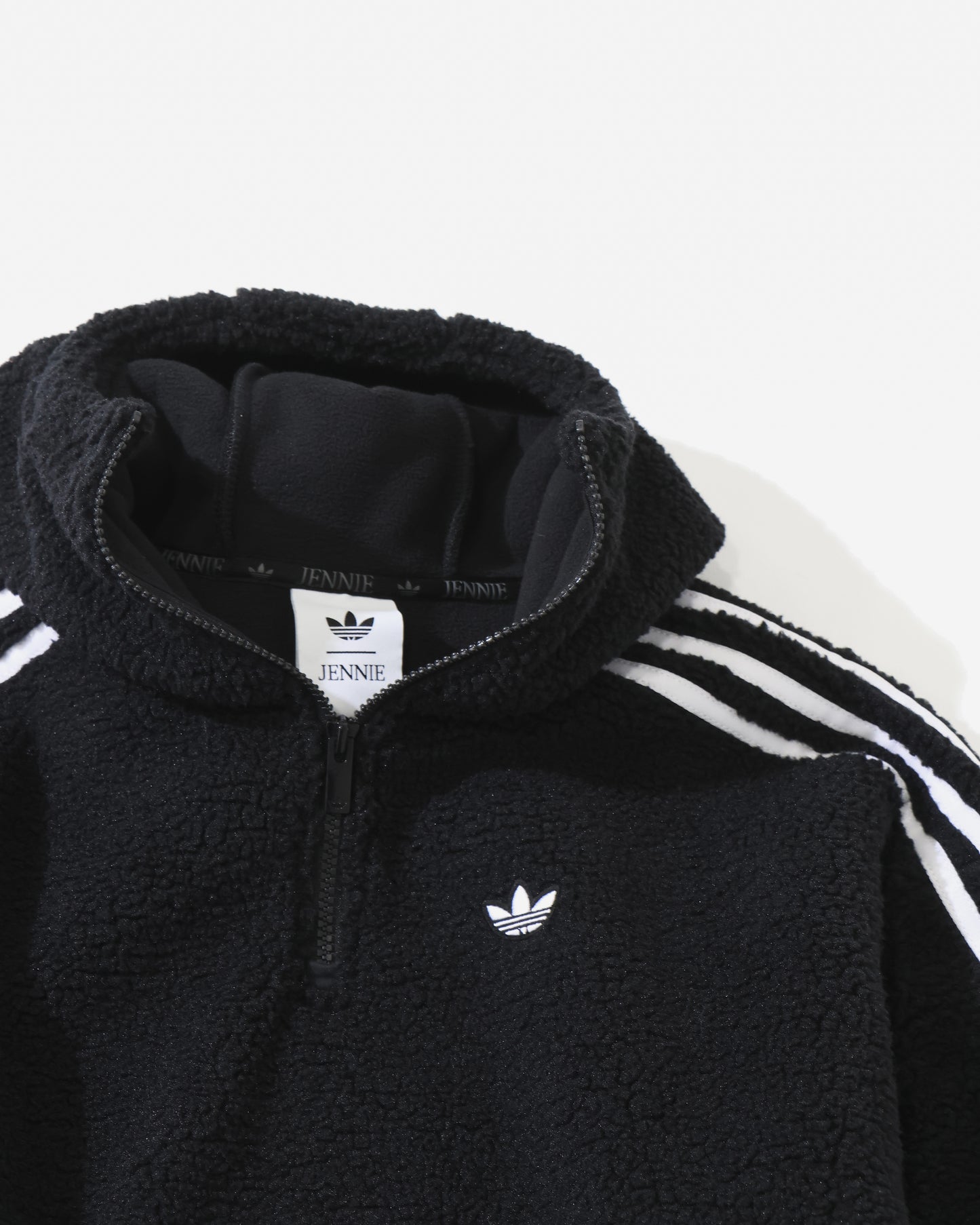 ADILUNA SEASON 2 × JENNIE POLAR FLEECE 1/4 ZIP HOODIE JACKET