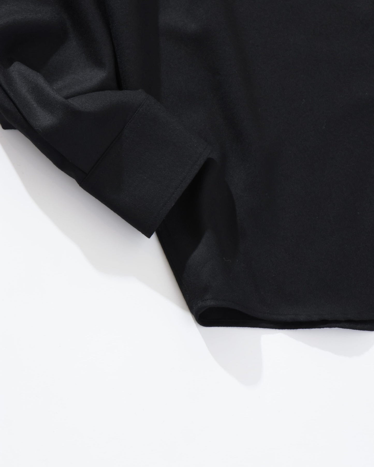 SUPER LIGHT WOOL SHIRT BLACK