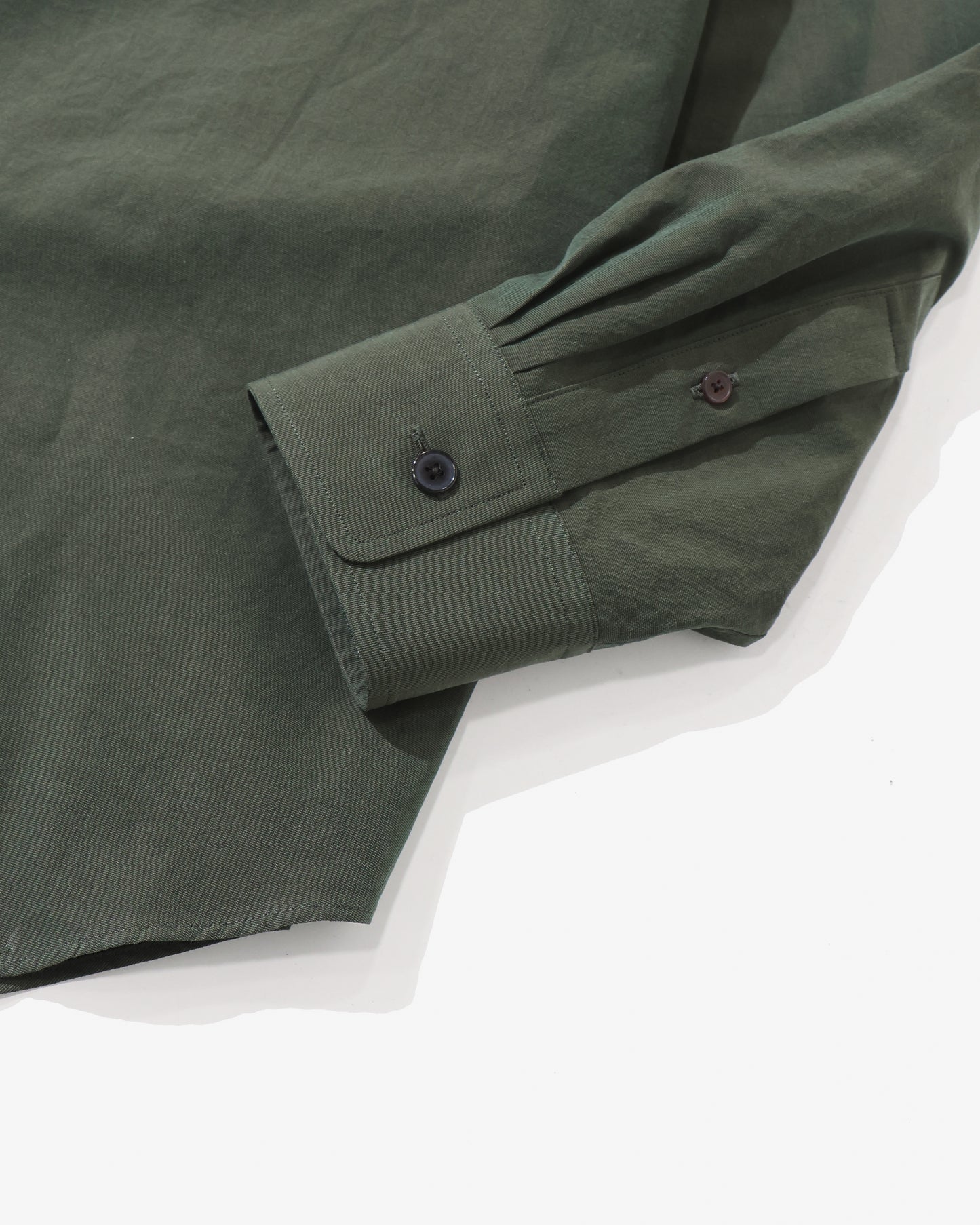 WASHED FINX WEATHER CHAMBRAY SHIRT DARK OLIVE