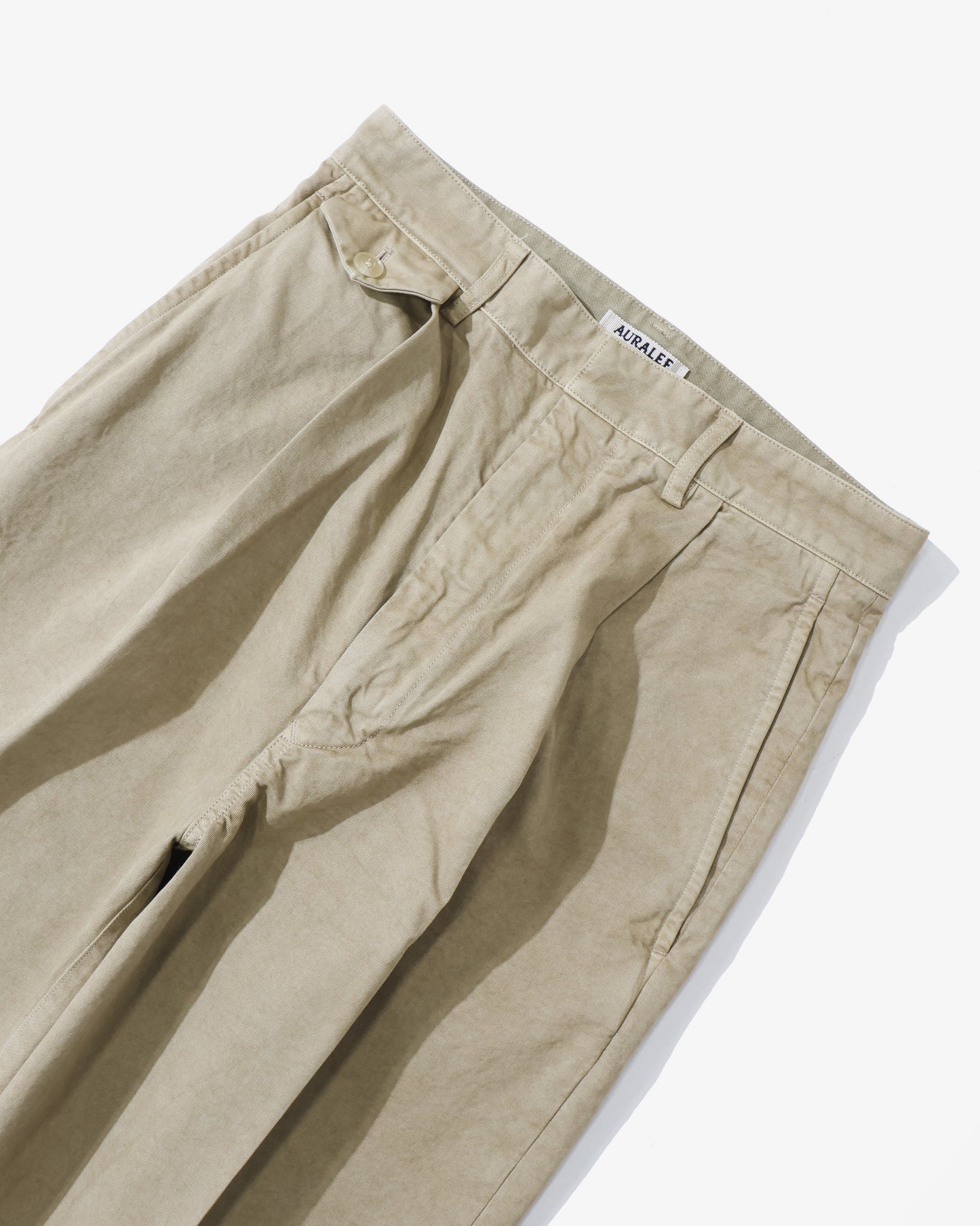 GARMENT-DYED FINX LIGHT CHINO ONE-TUCK WIDE PANTS