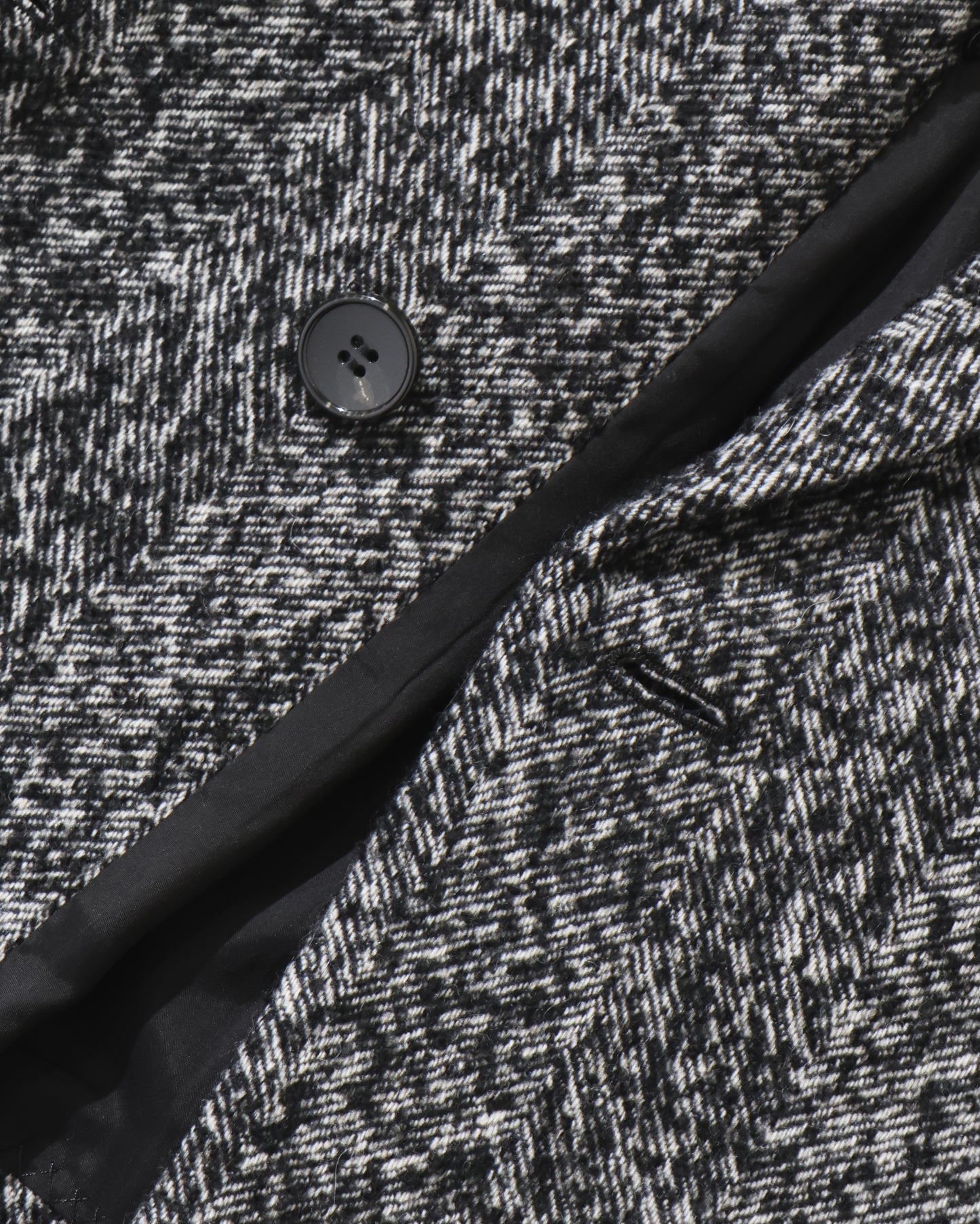 HERRINGBONE TWEED JACKET