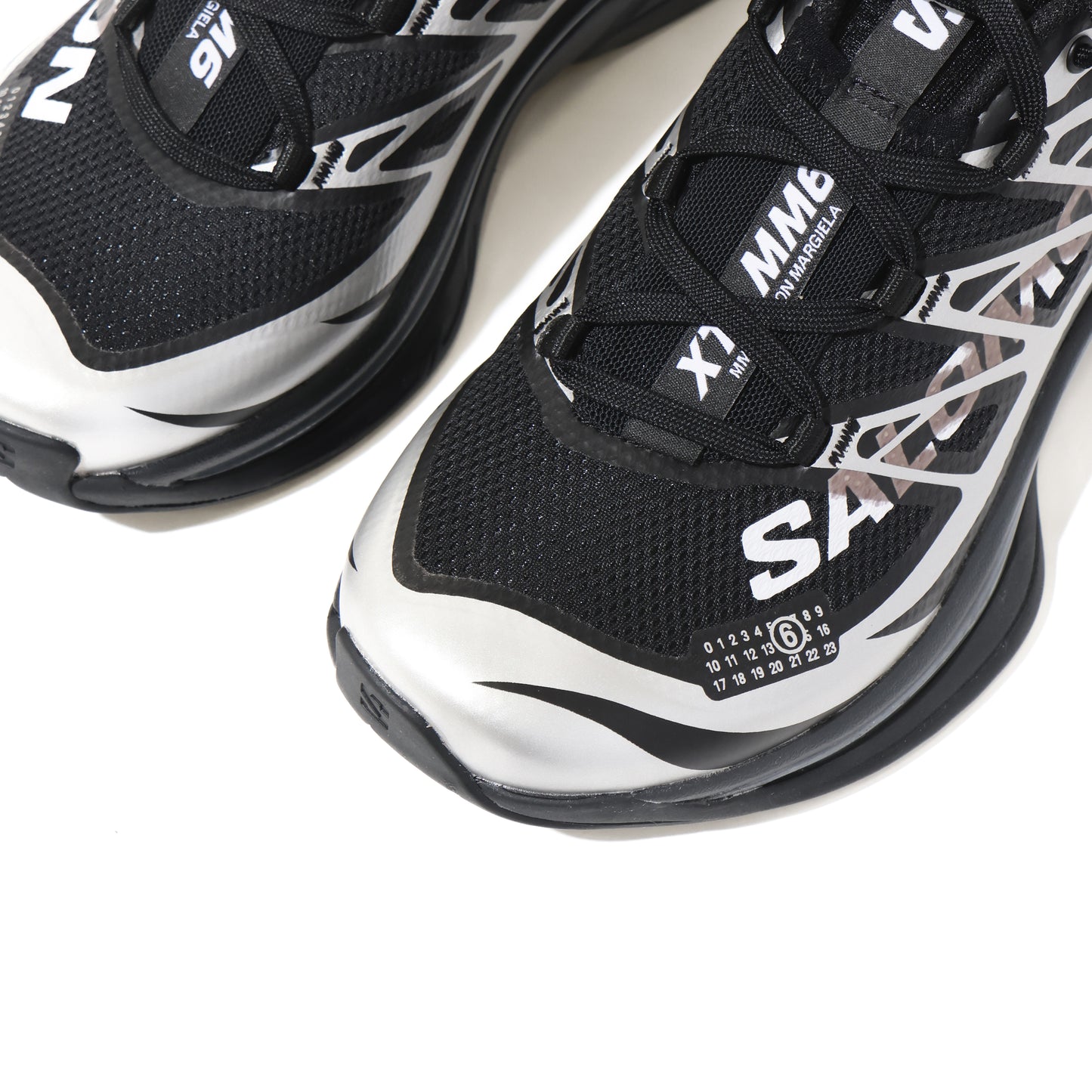 MM6×SALOMON XT