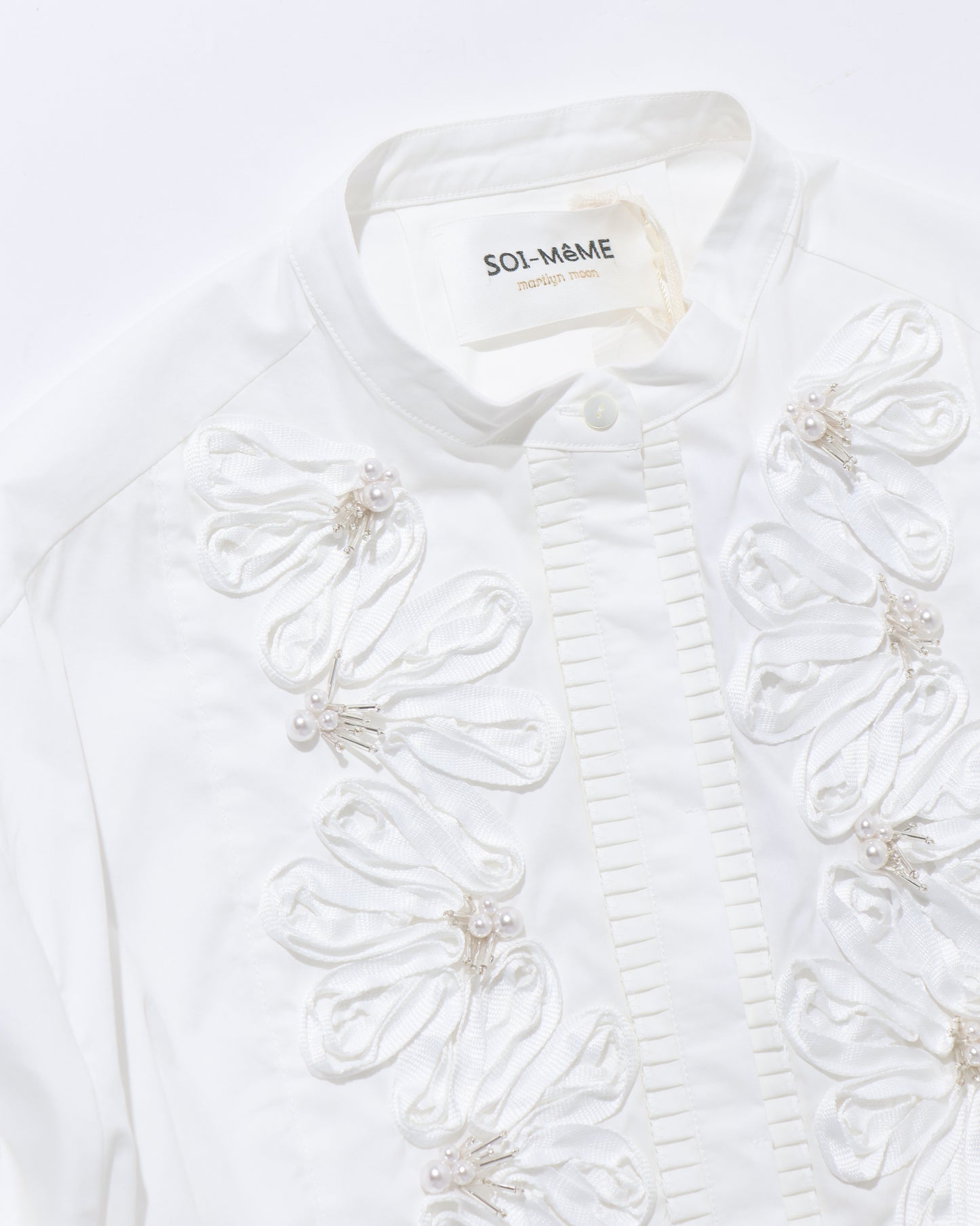 code embroidery pearl blouse