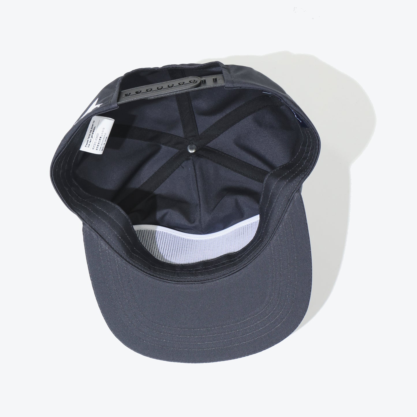 BOX TRUCKER  CHARCOAL