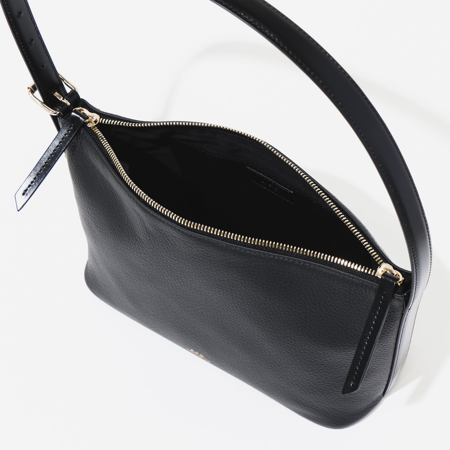 Vera ショルダーバッグ