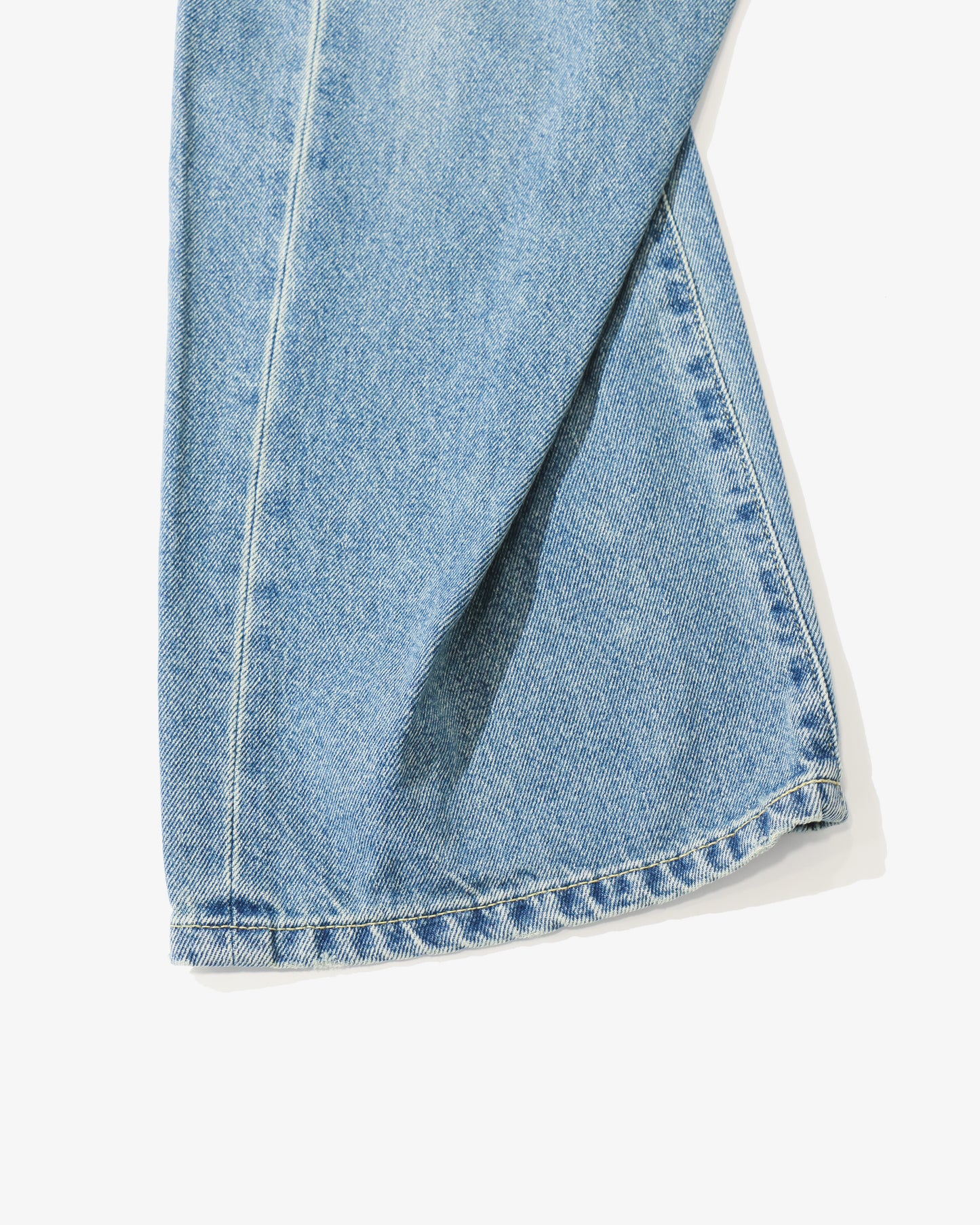 BACK CINCH JEANS