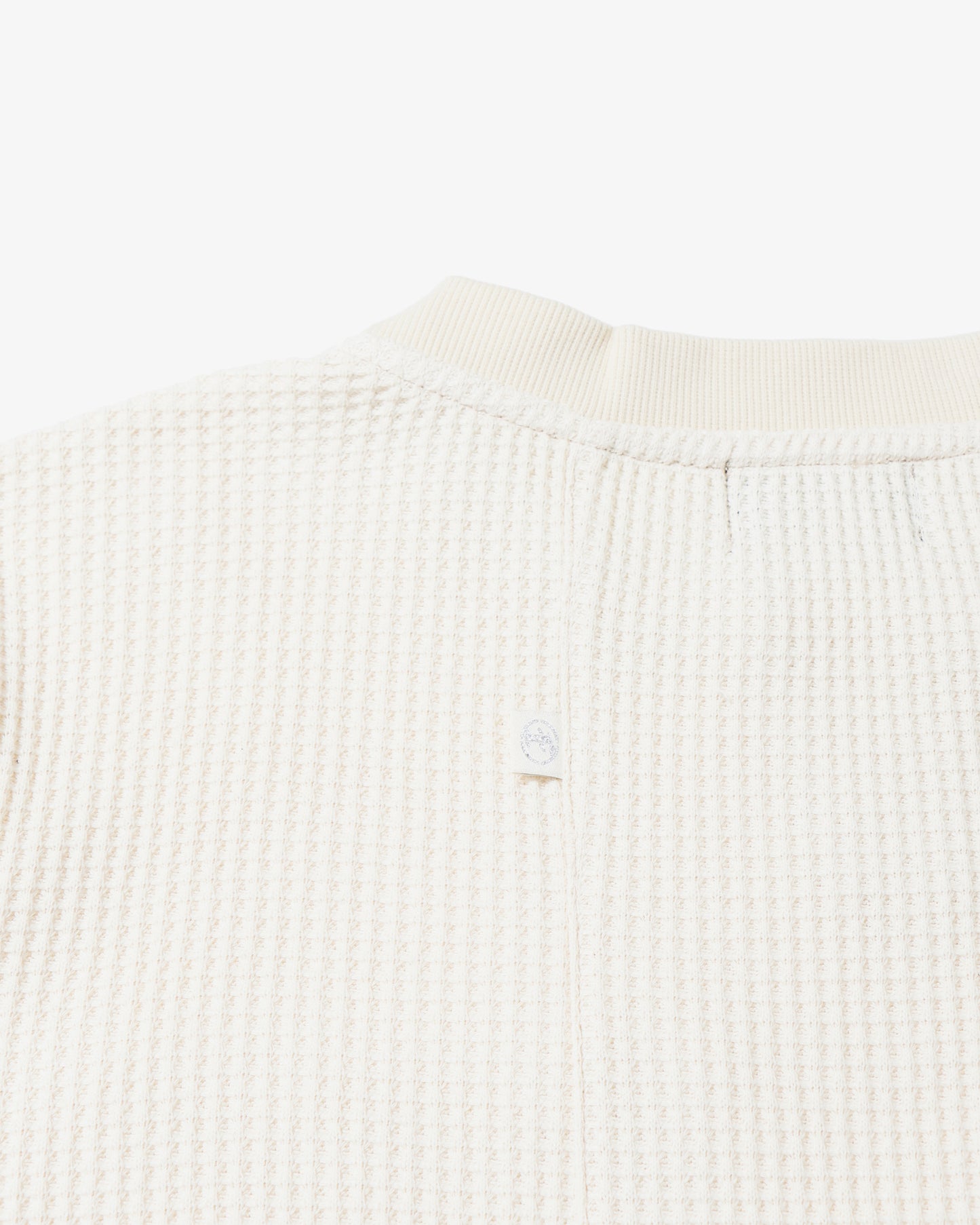 Pacis (Thermal Henley neck)