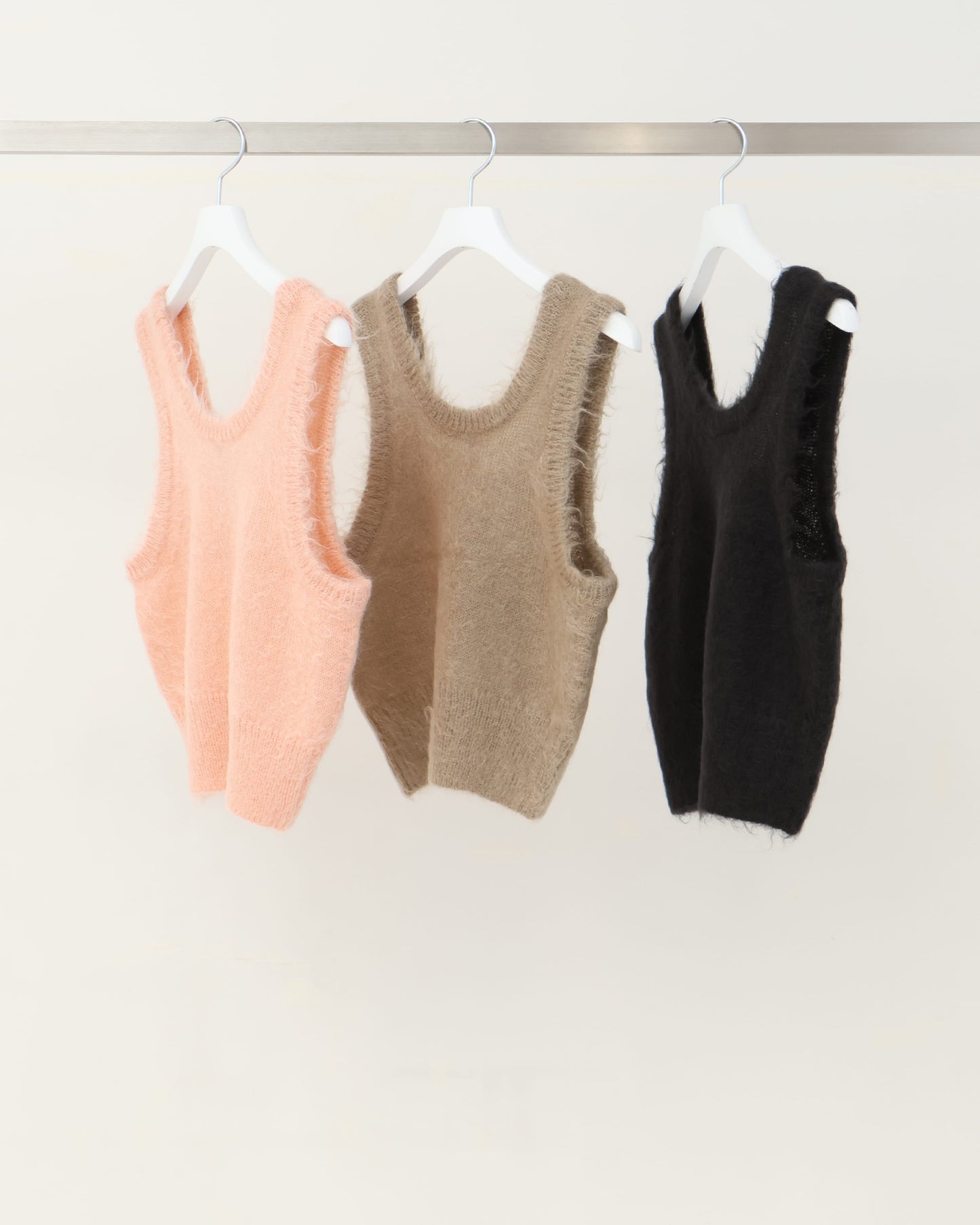 BRUSHED SUPER KID MOHAIR KNIT TANK