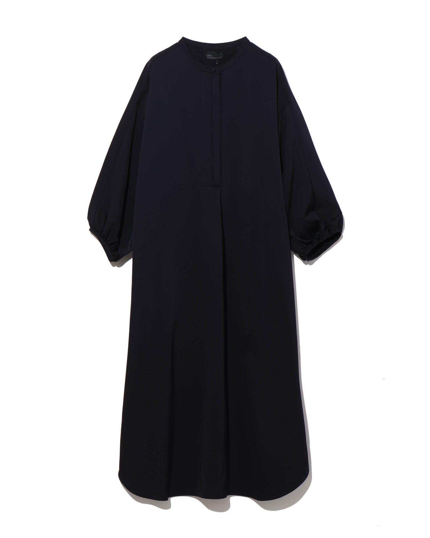 パフスリーブドレス