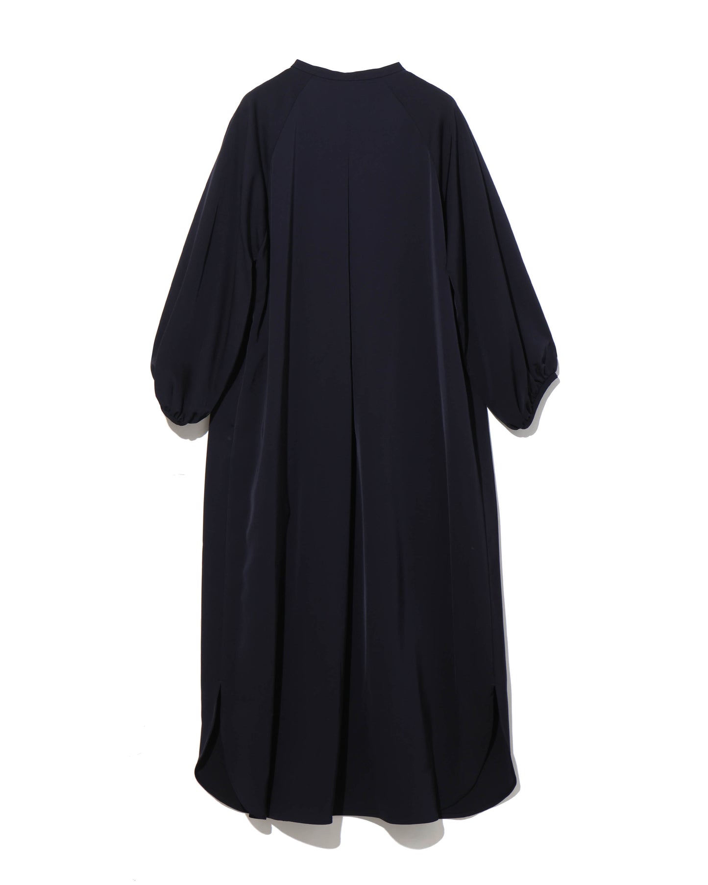 パフスリーブドレス