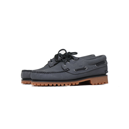 AUTHENTIC BOAT SHOE