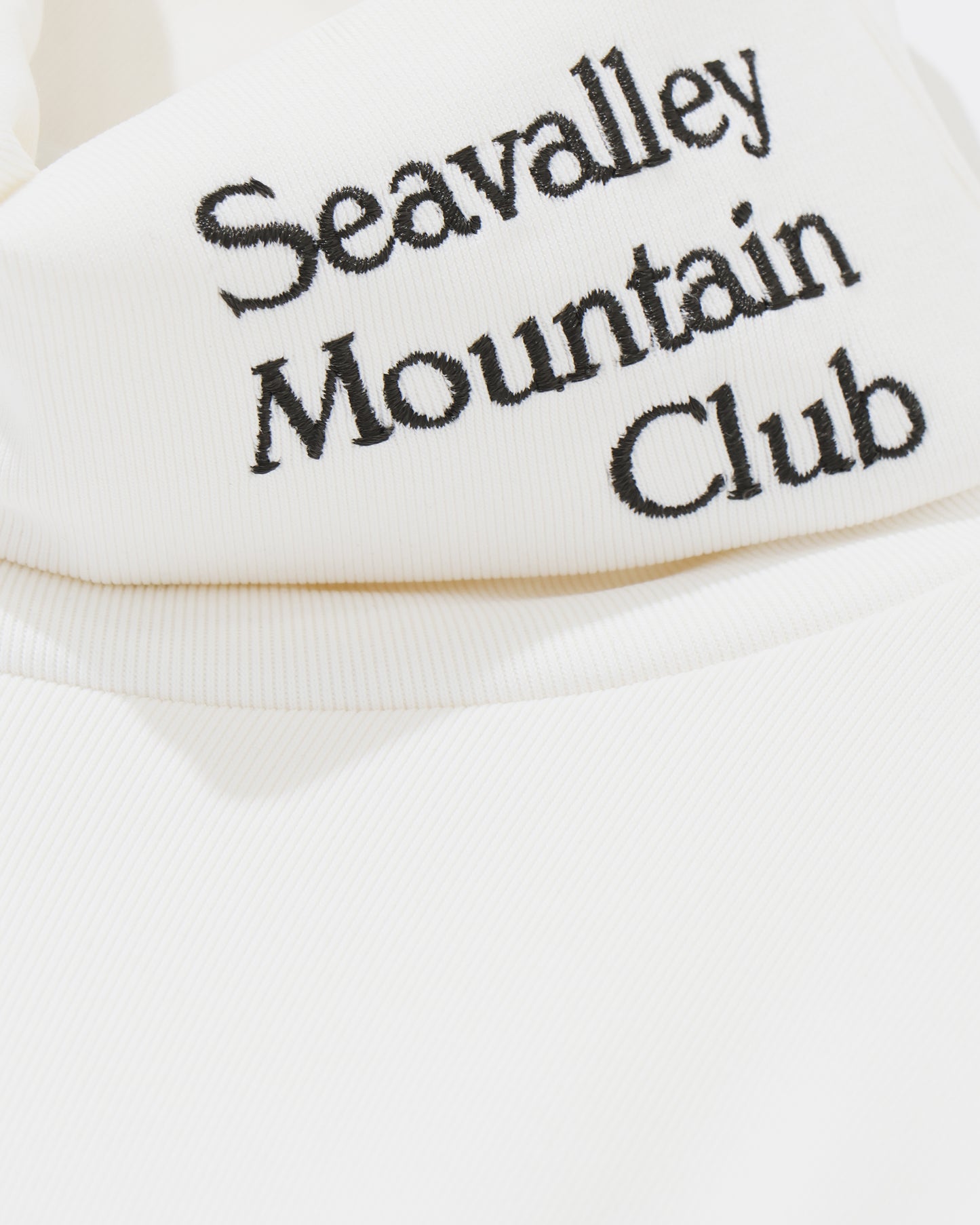 Seavalley Mountain Club タートルネックトップ