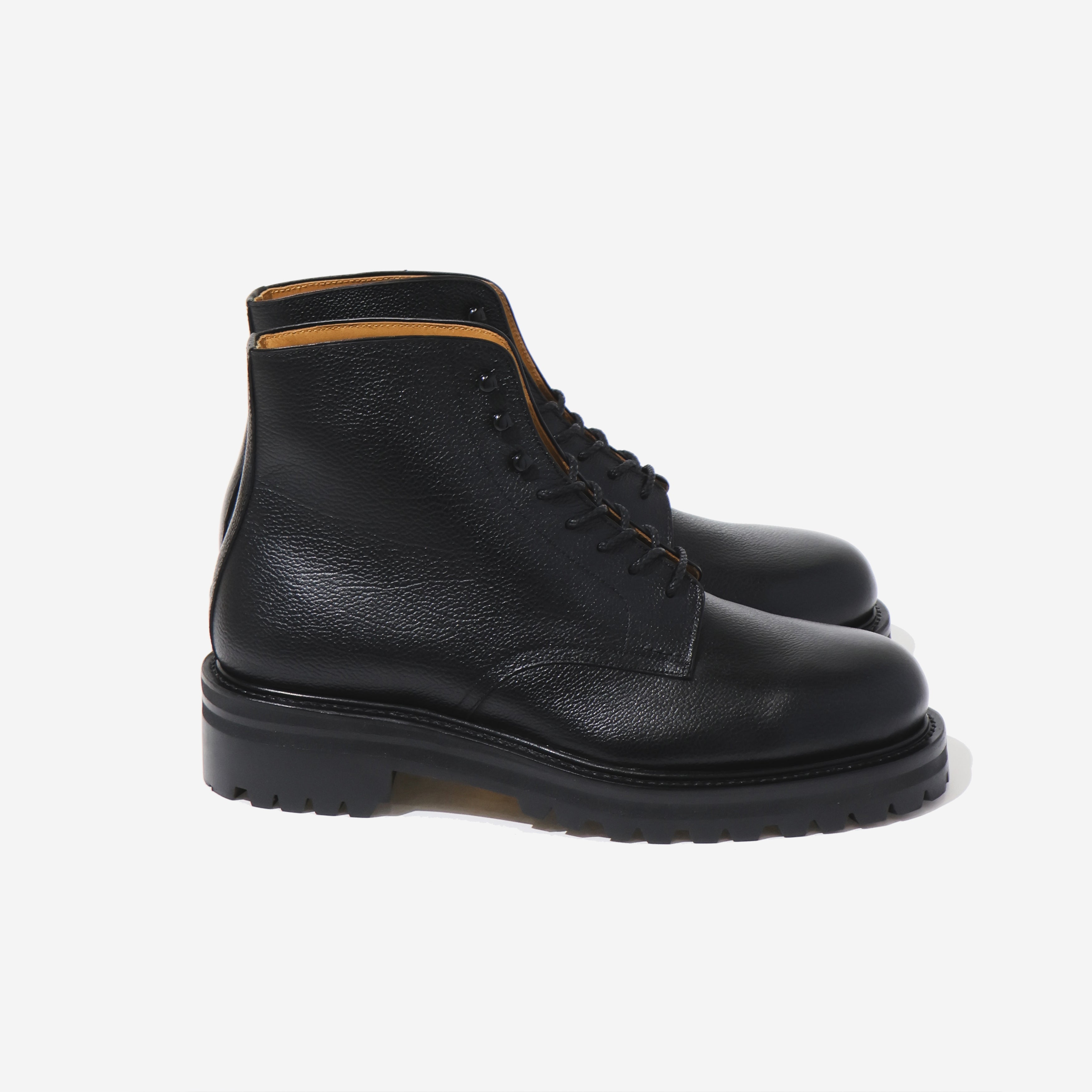 Lace-up Shoes in Grain Leather BLACK – TIME AFTER TIME