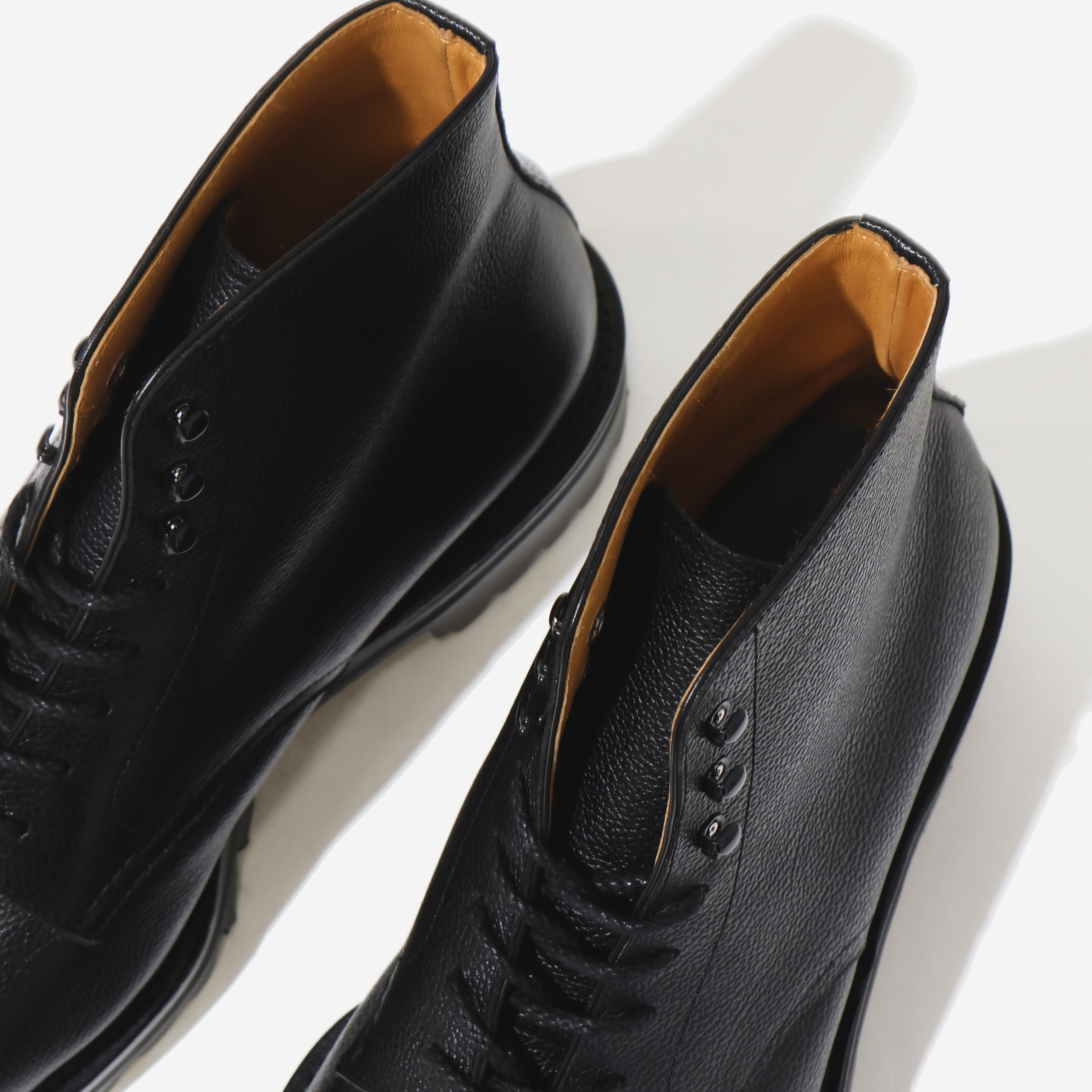 Lace-up Shoes in Grain Leather BLACK – TIME AFTER TIME