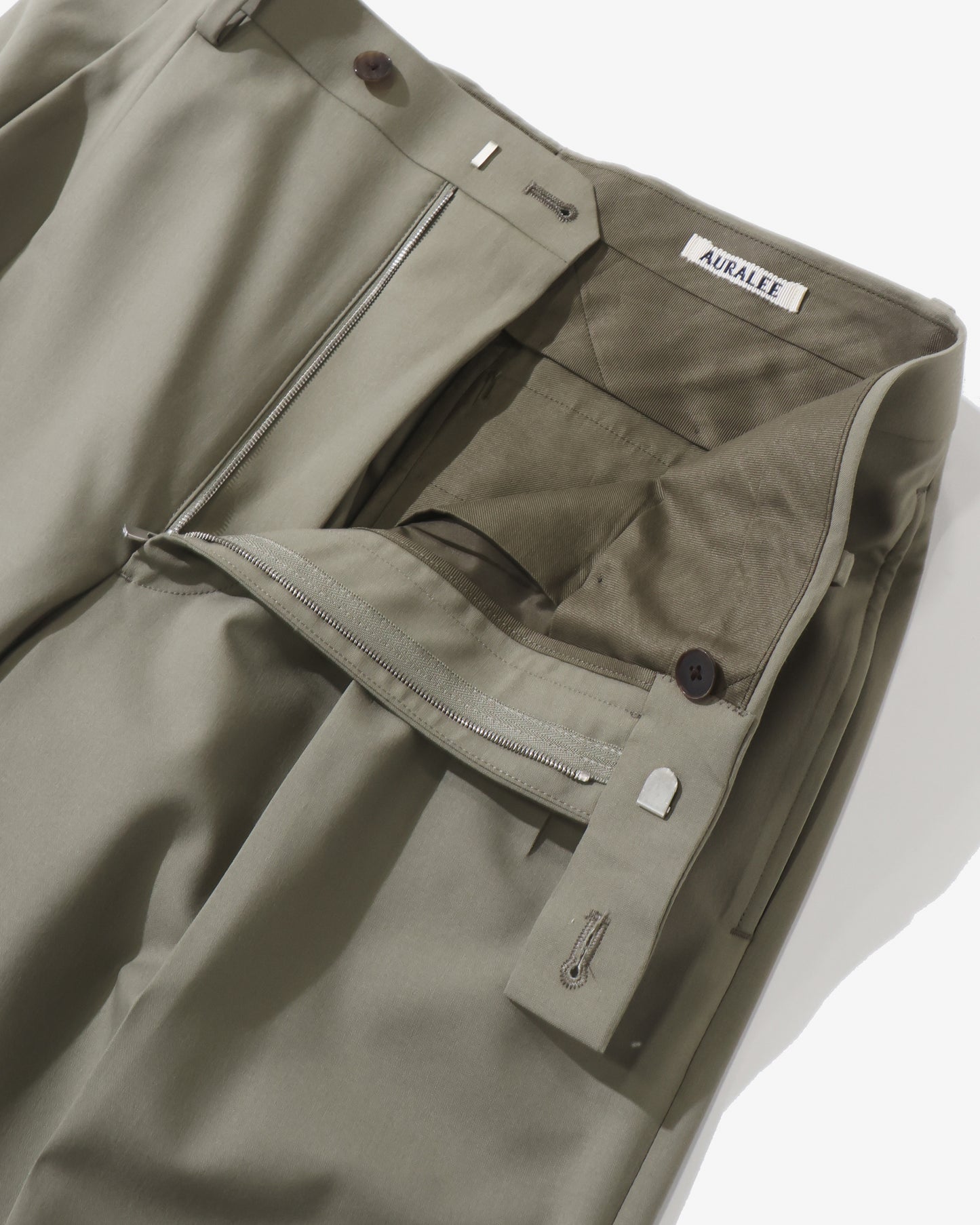 ULTRA FINE TROPICAL WOOL TWO-TUCK SLACKS LIGHT KHAKI