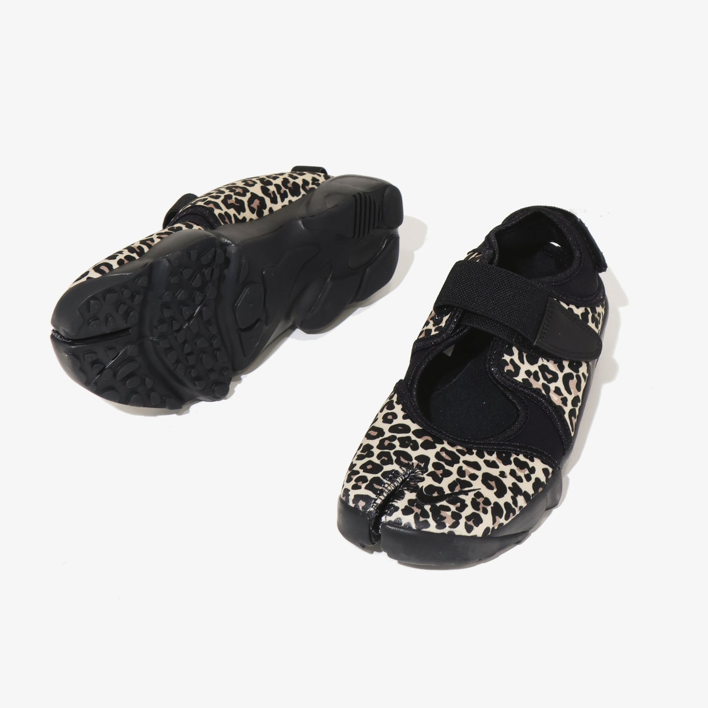 WMNS NIKE AIR RIFT