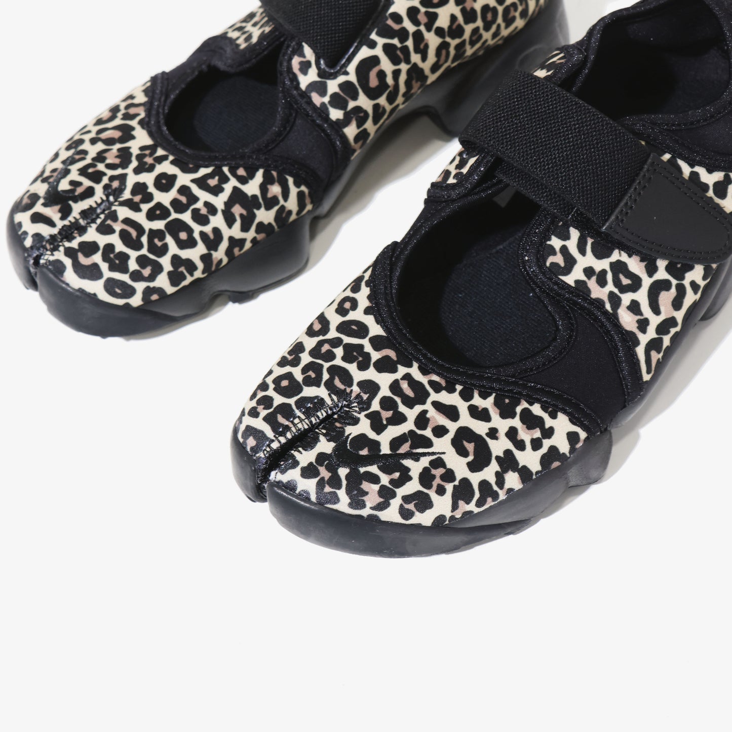 WMNS NIKE AIR RIFT