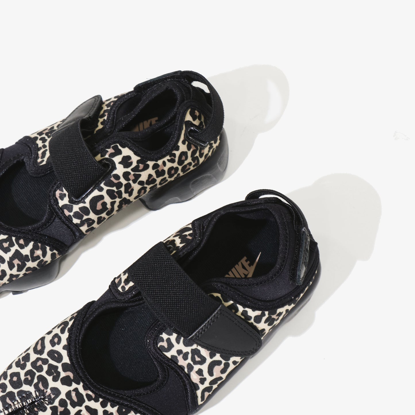WMNS NIKE AIR RIFT