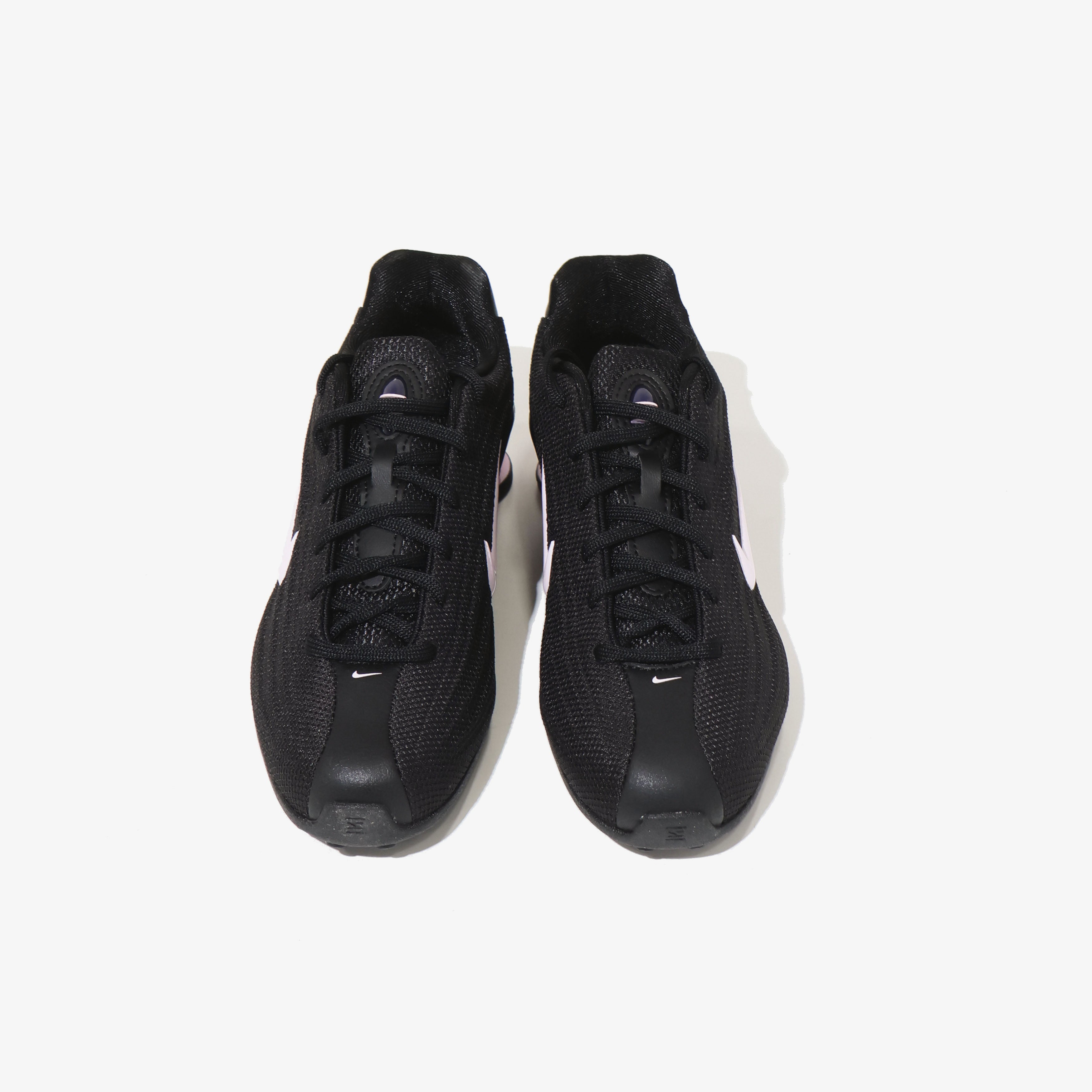 W NIKE SHOX Z – TIME AFTER TIME