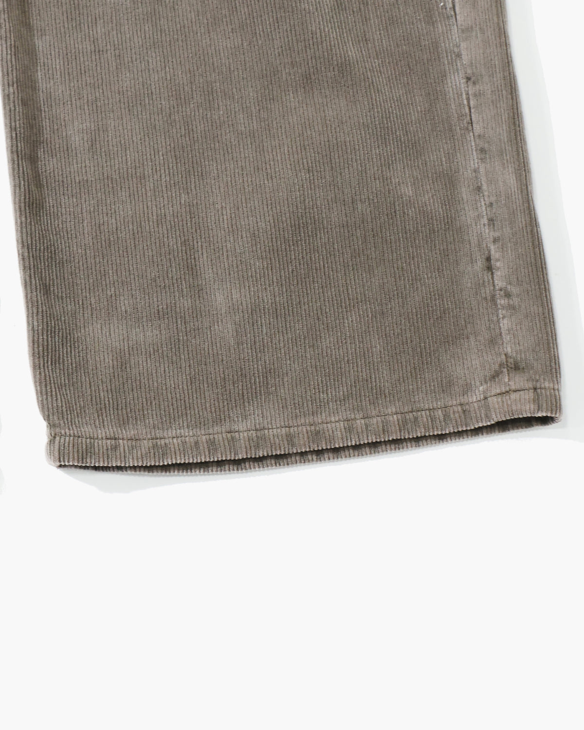 GARMENT-DYED FINX CORDUROY 5P WIDE PANTS OLIVE BROWN