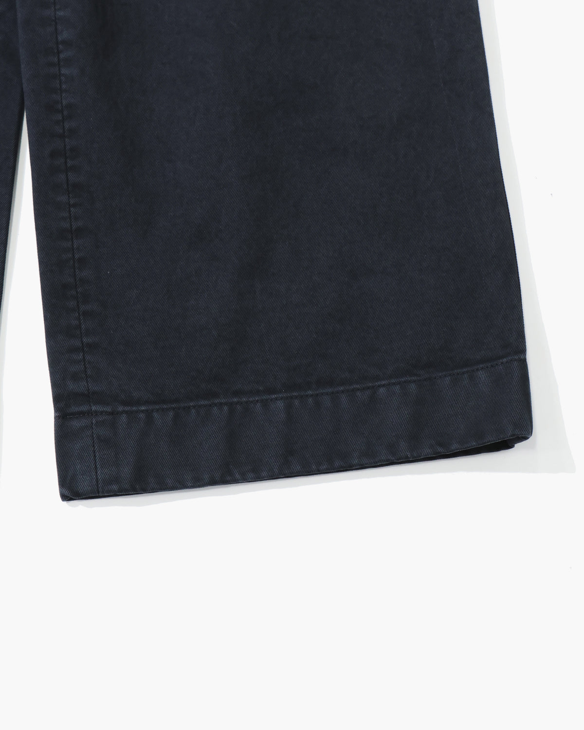 GARMENT-DYED FINX CHINO ONE-TUCK WIDE PANTS BLACK