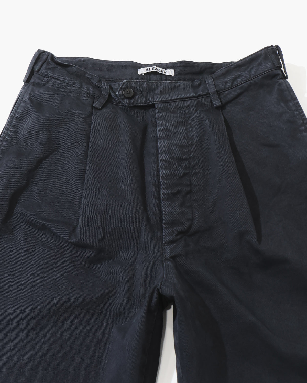 GARMENT-DYED FINX CHINO ONE-TUCK WIDE PANTS BLACK