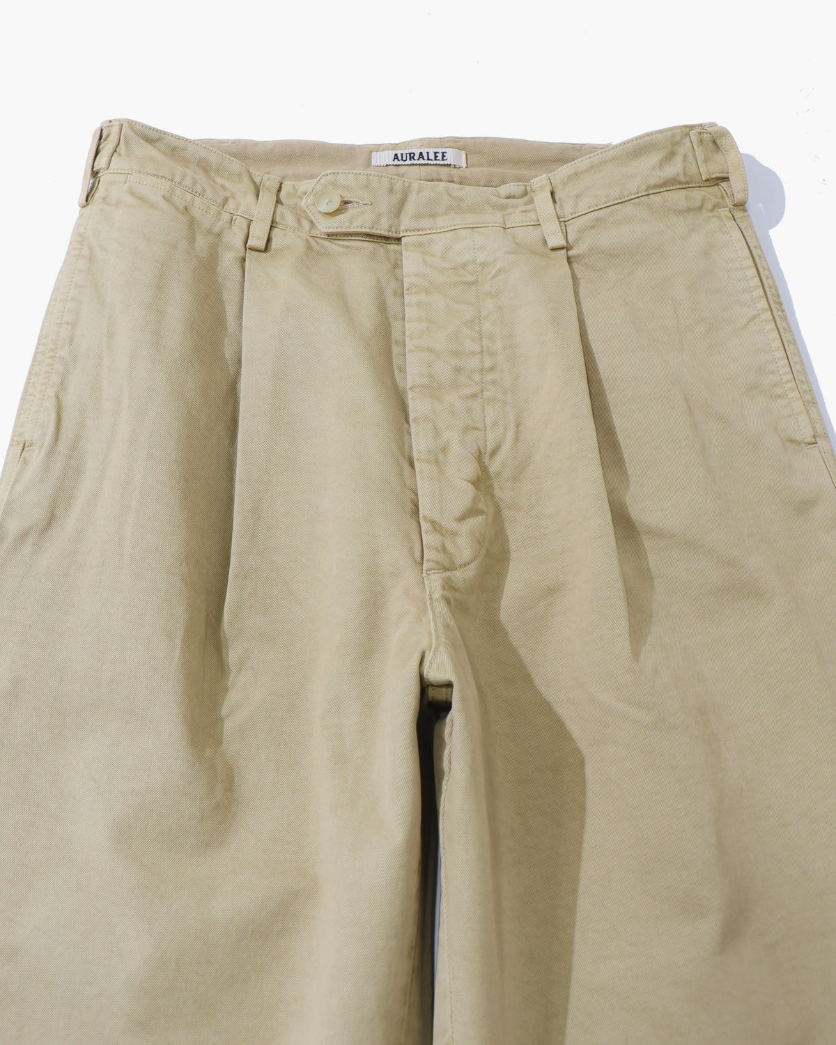 GARMENT-DYED FINX CHINO ONE-TUCK WIDE PANTS LIGHT BEIGE