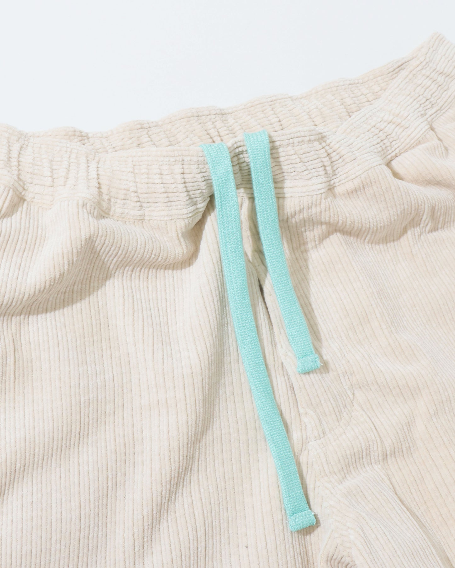 SUMMER CORD SHORTS