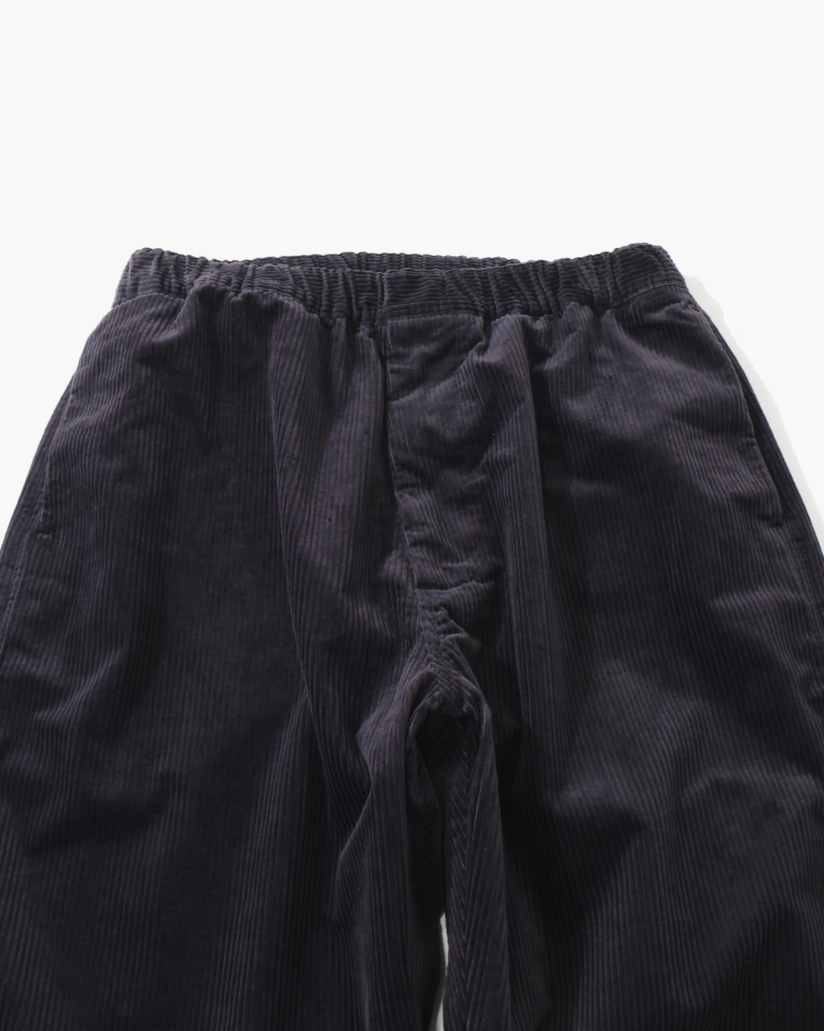 EASY STRAIGHT PANTS