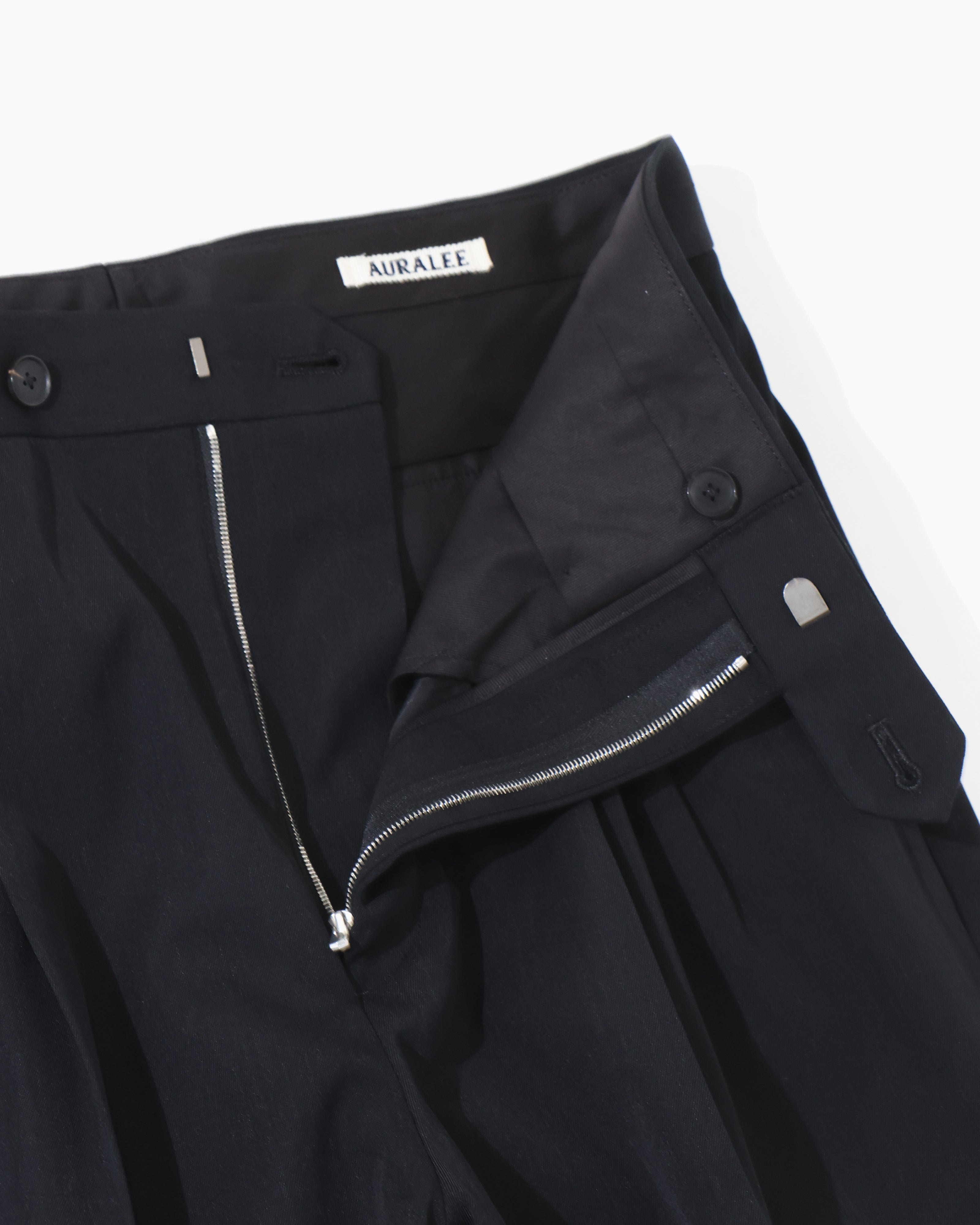 LIGHT WOOL MAX GABARDINE TWO-TUCK SLACKS TOP BLACK – TIME AFTER TIME LIGHT WOOL MAX GABARDINE TWO-TUCK SLACKS TOP BLACK – TIME AFTER TIME
