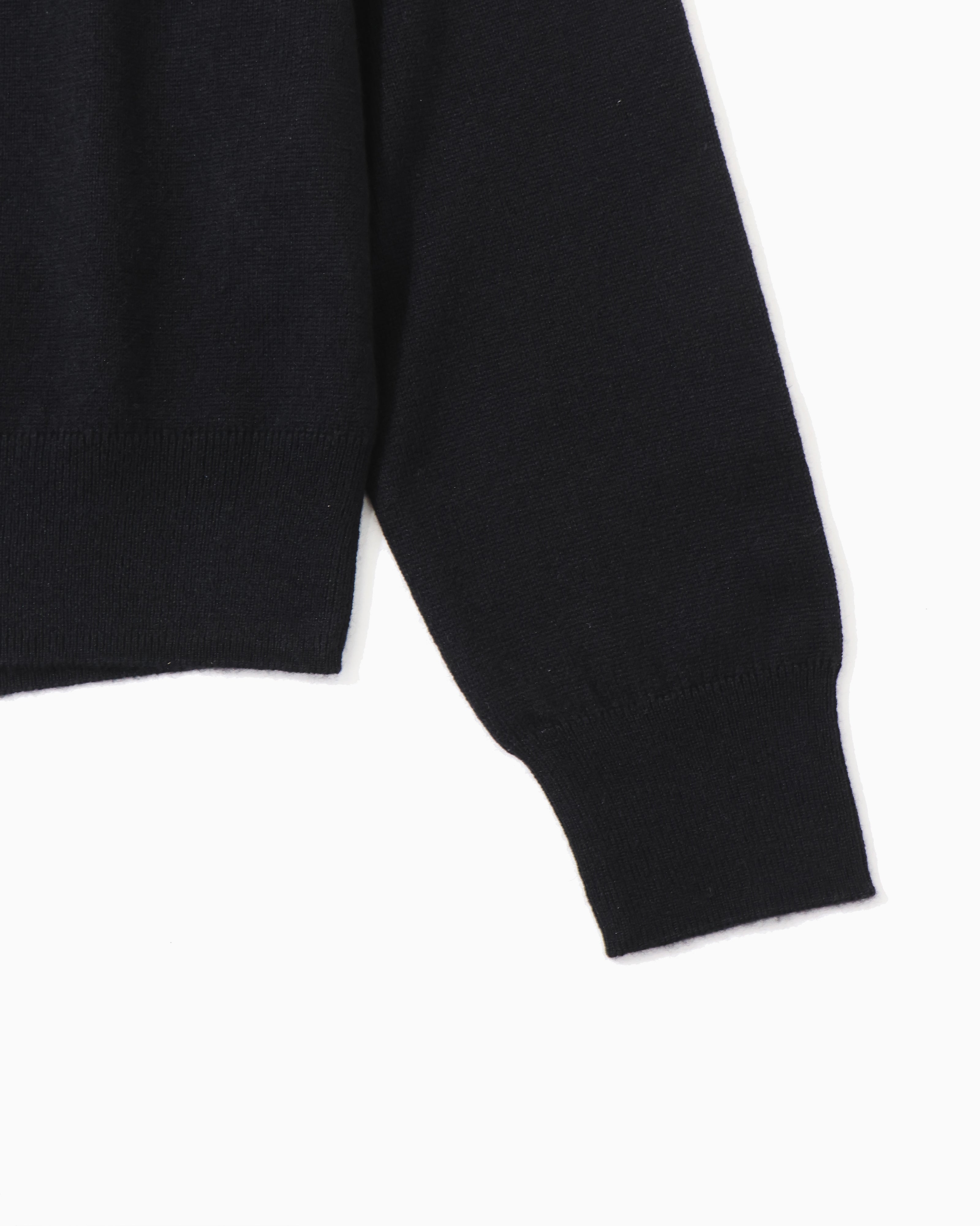 SUPER FINE CASHMERE SILK KNIT V-NECK P/O BLACK – TIME AFTER TIME