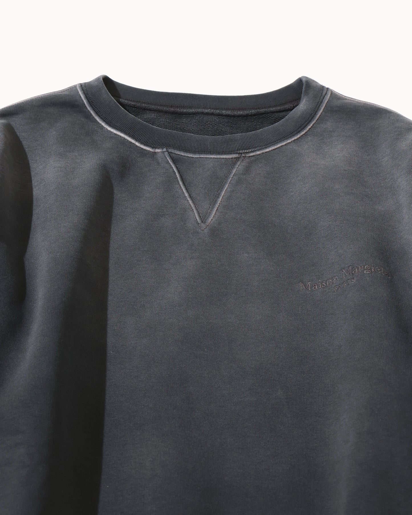 S67GU0039  SWEAT