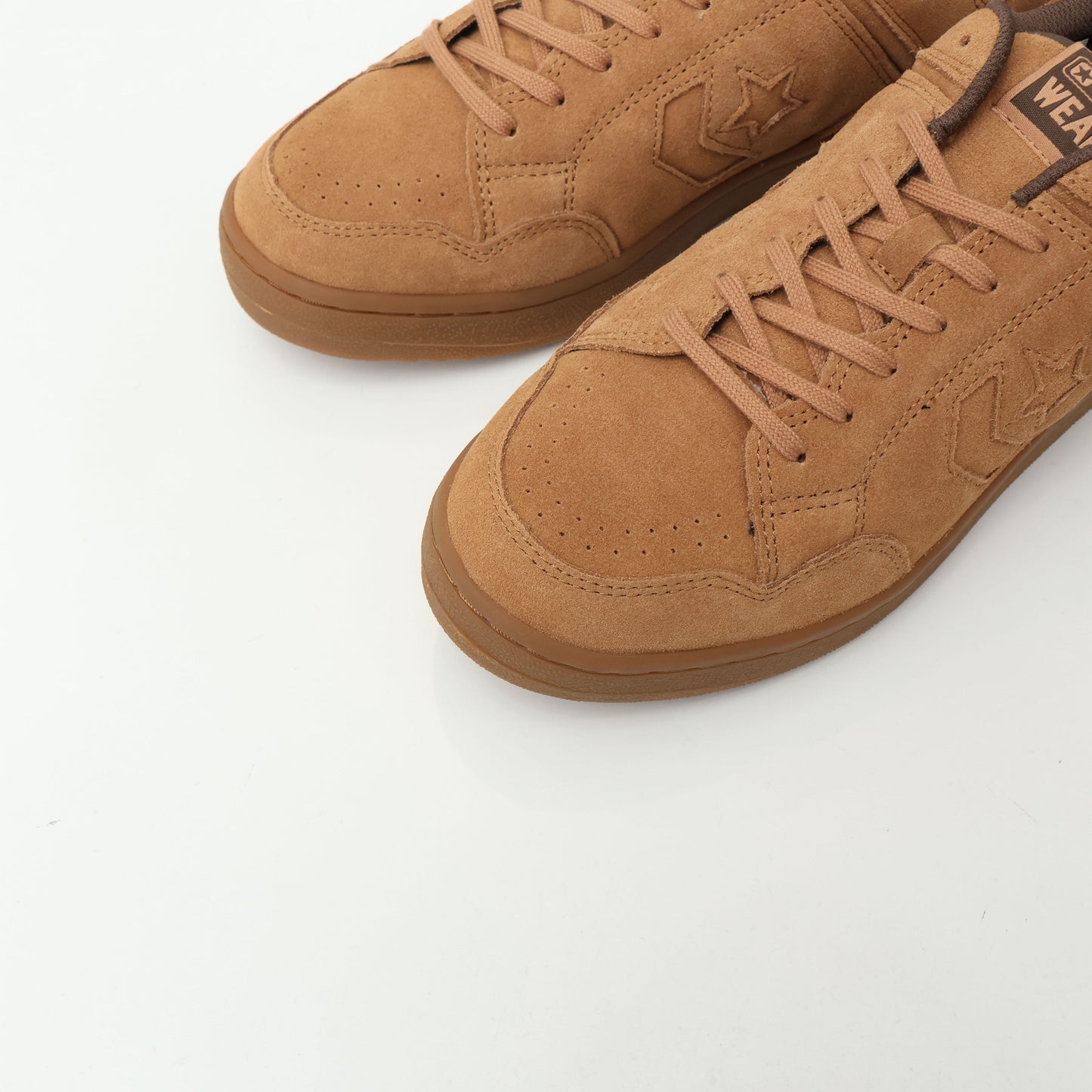 WEAPON SUEDE OX