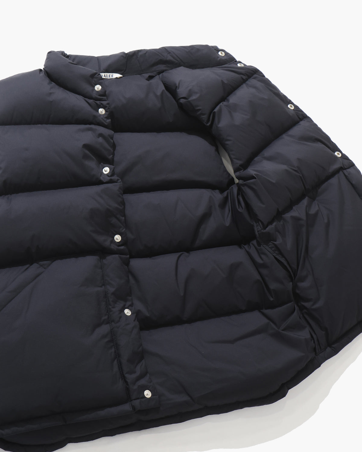 SUPER LIGHT NYLON RIPSTOP DOWN VEST BLACK