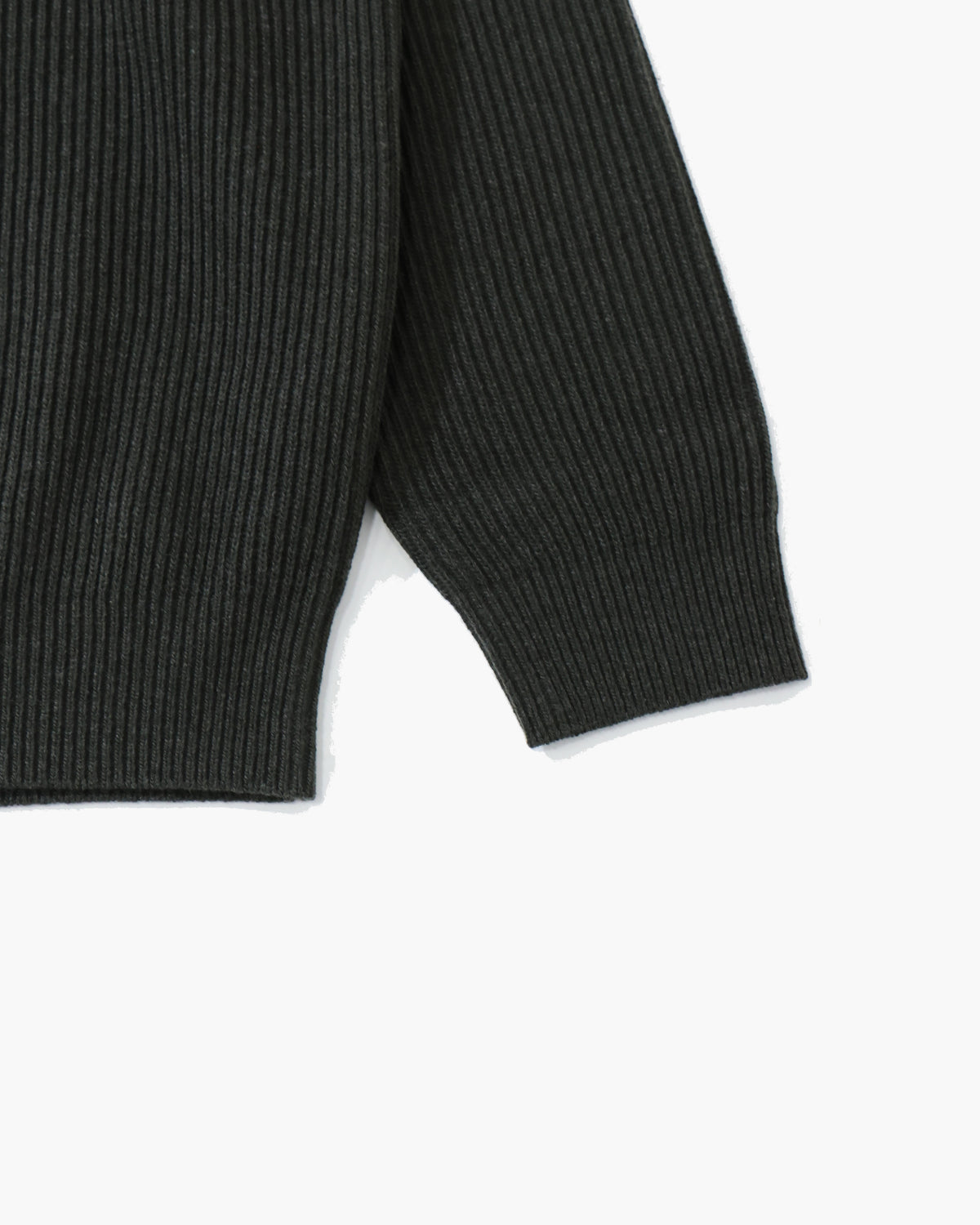 SUPER FINE WOOL RIB KNIT P/O TOP DARK OLIVE