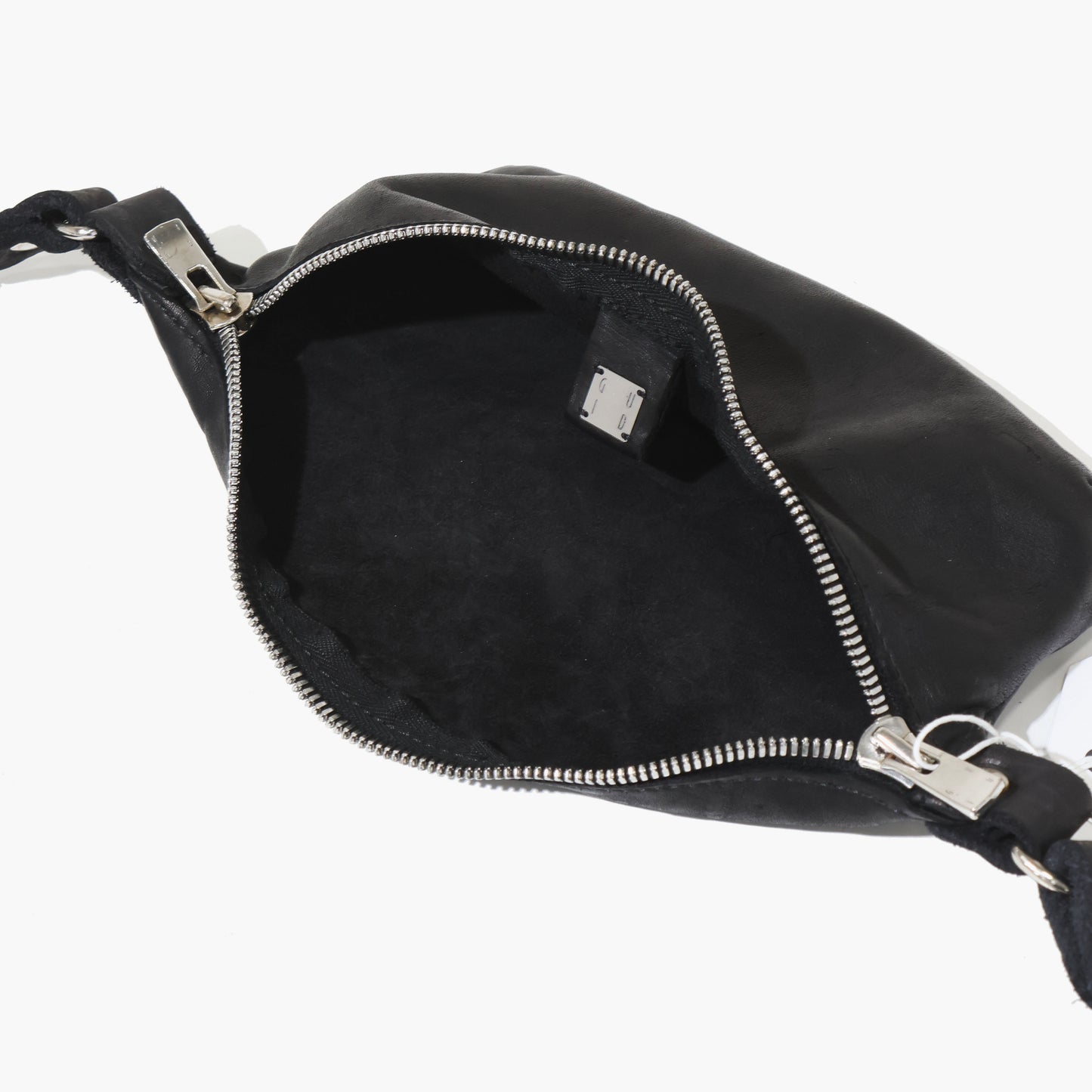 SMALL FANNY BAG BV06  SOFT HORSE FULL GRAIN