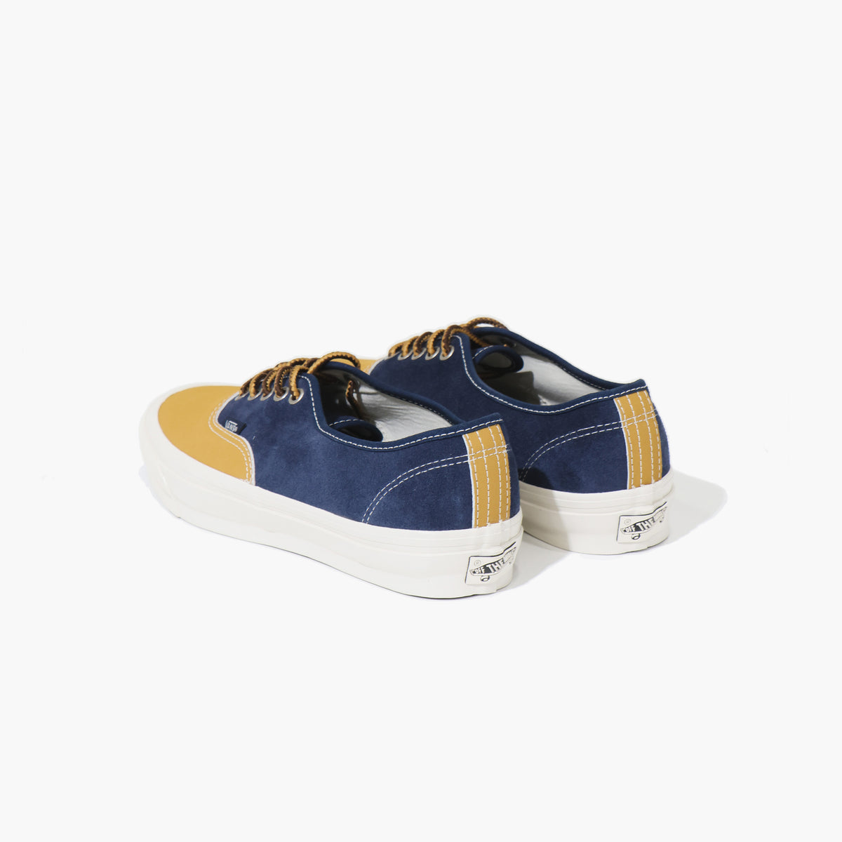 Lx Authentic 44