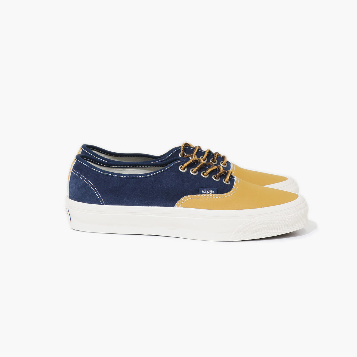 Lx Authentic 44