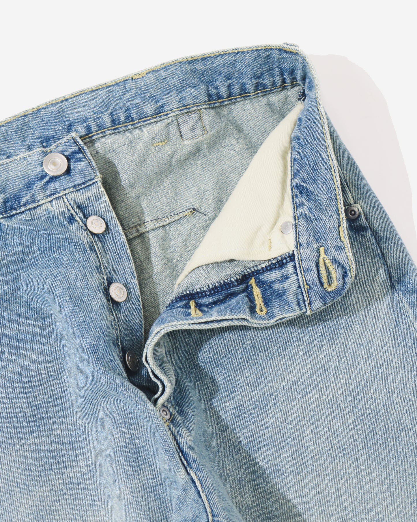 BACK CINCH JEANS